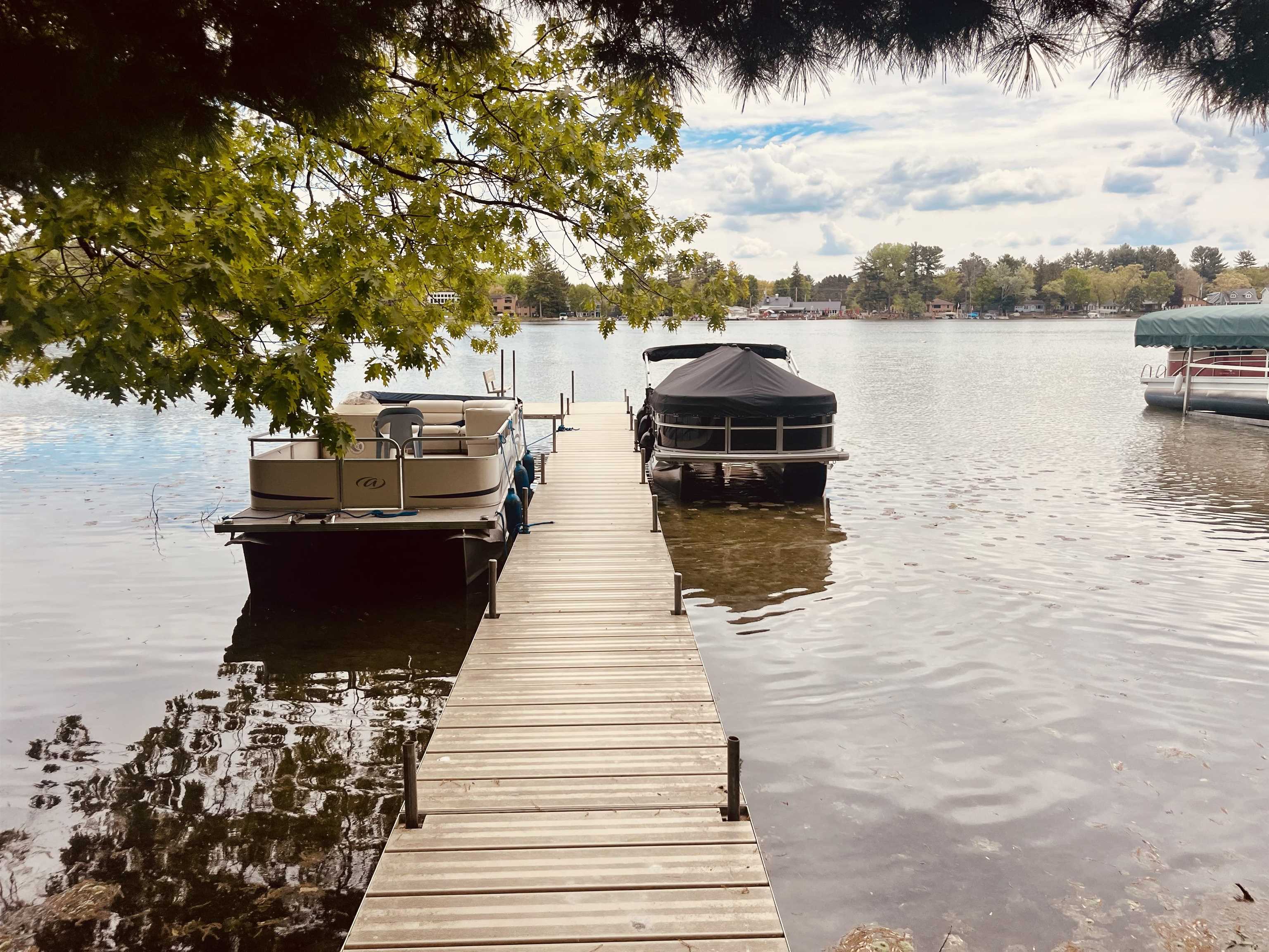 E1747 PINE RIDGE Lane