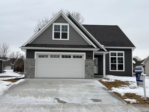 Photo of N9359 GEMSTONE Court, APPLETON, WI 54915 (MLS # 50315042)