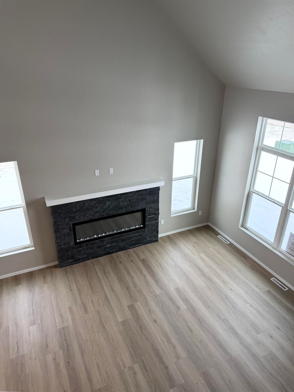 Photo of N9359 GEMSTONE Court, APPLETON, WI 54915 (MLS # 50315042)