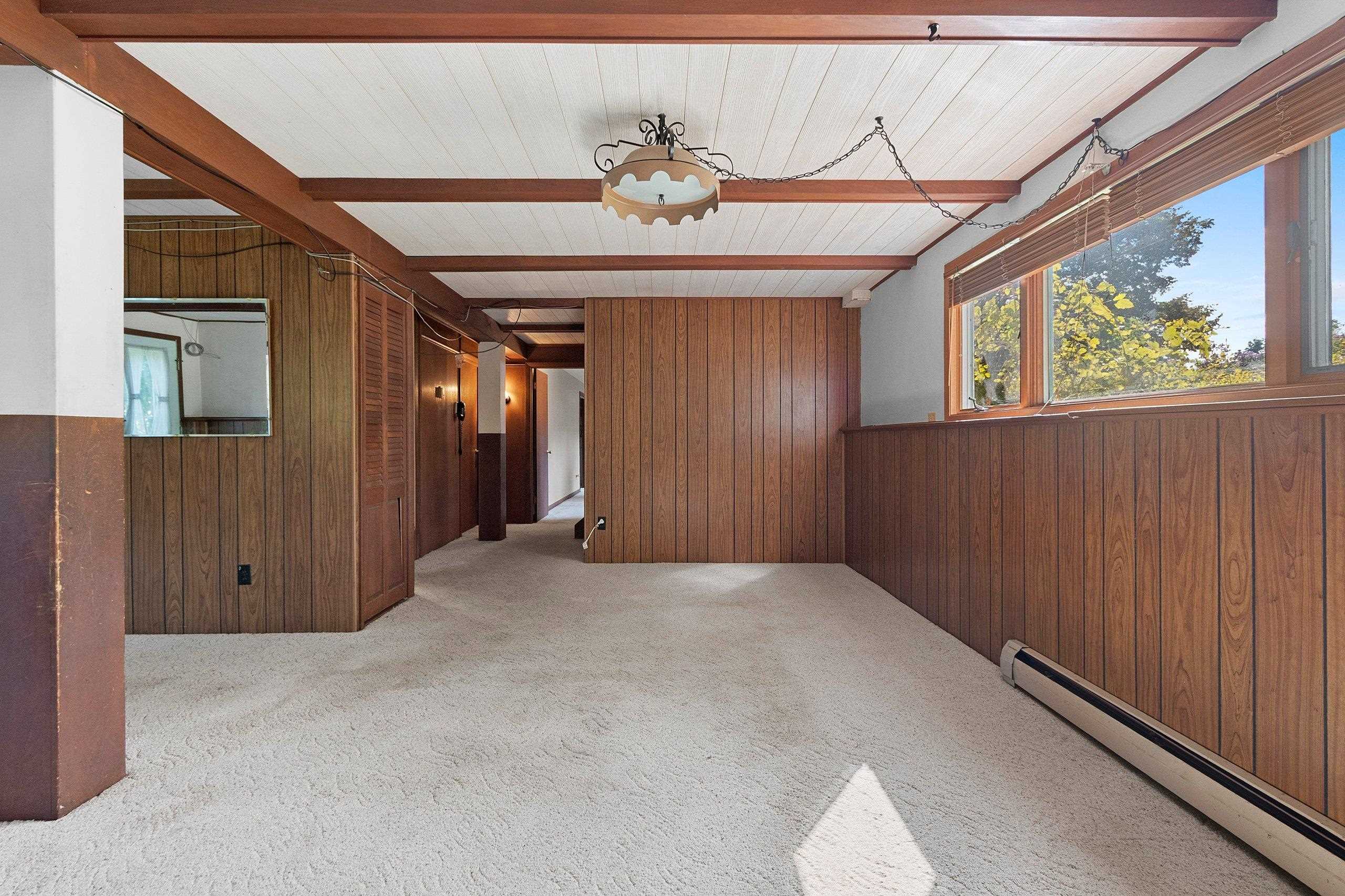 Shawano, Wisconsin 54166, United States, 4 Bedrooms Bedrooms, ,2 BathroomsBathrooms,Residential,Active,219901