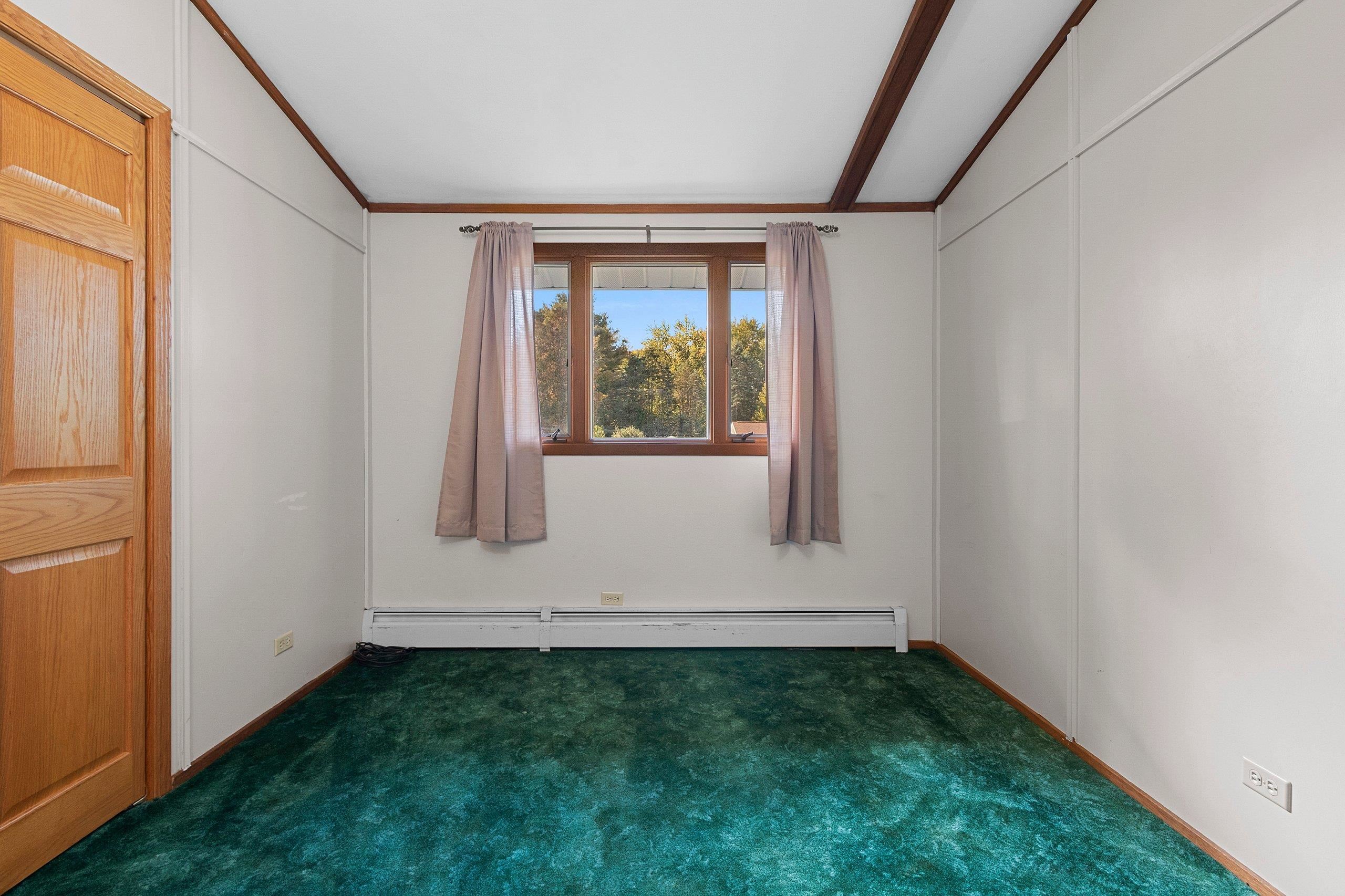 Shawano, Wisconsin 54166, United States, 4 Bedrooms Bedrooms, ,2 BathroomsBathrooms,Residential,Active,219901