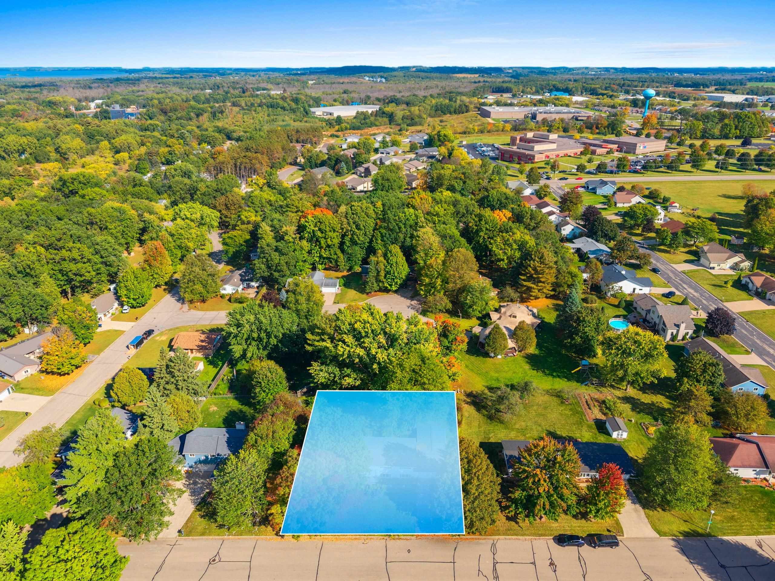 Shawano, Wisconsin 54166, United States, 4 Bedrooms Bedrooms, ,2 BathroomsBathrooms,Residential,Active,219901