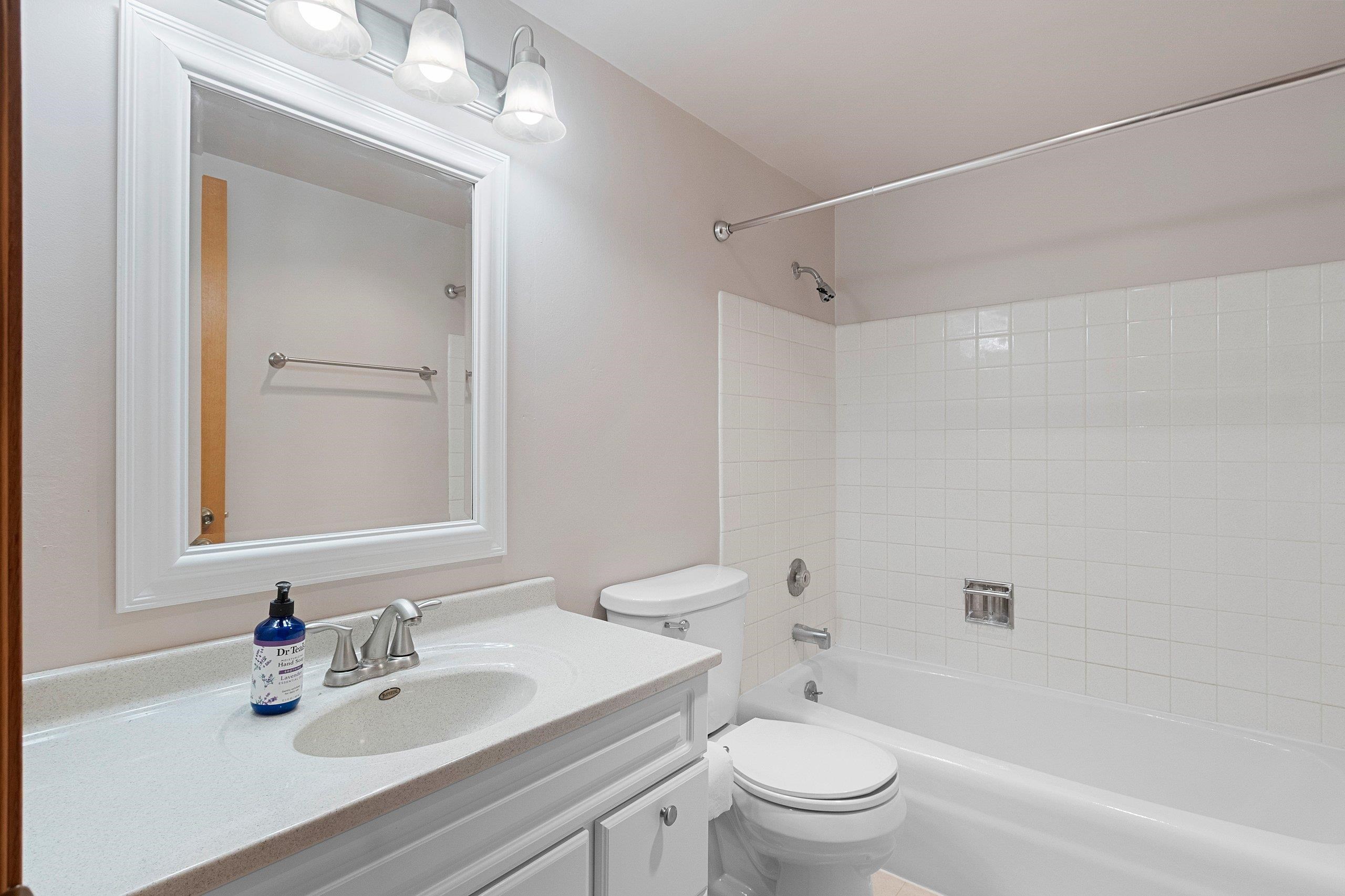 Shawano, Wisconsin 54166, United States, 4 Bedrooms Bedrooms, ,2 BathroomsBathrooms,Residential,Active,219901