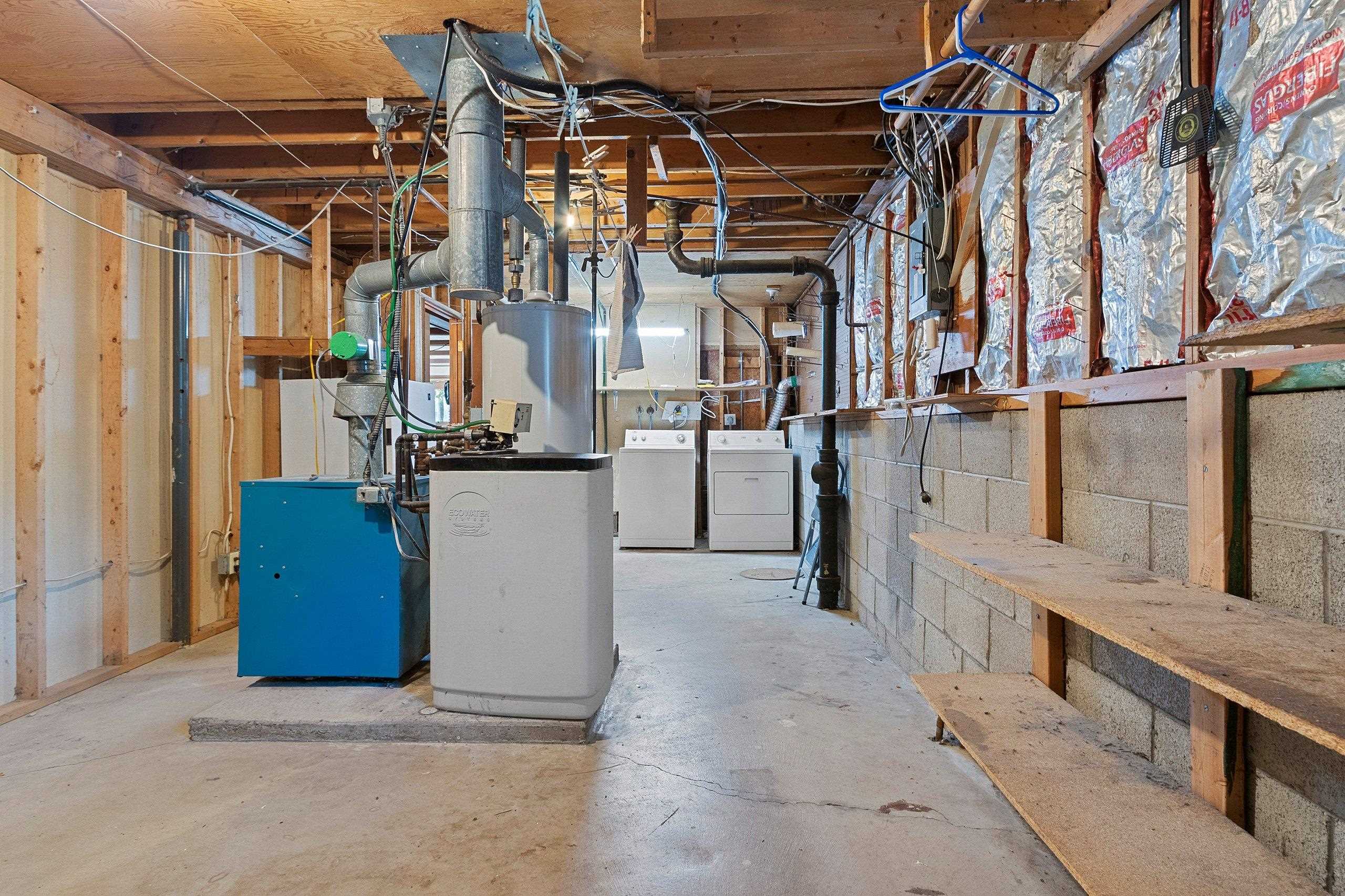 Shawano, Wisconsin 54166, United States, 4 Bedrooms Bedrooms, ,2 BathroomsBathrooms,Residential,Active,219901