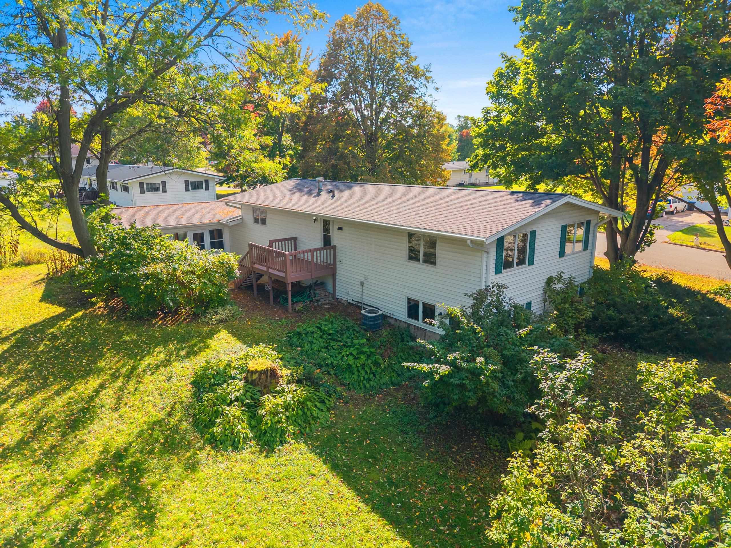 Shawano, Wisconsin 54166, United States, 4 Bedrooms Bedrooms, ,2 BathroomsBathrooms,Residential,Active,219901