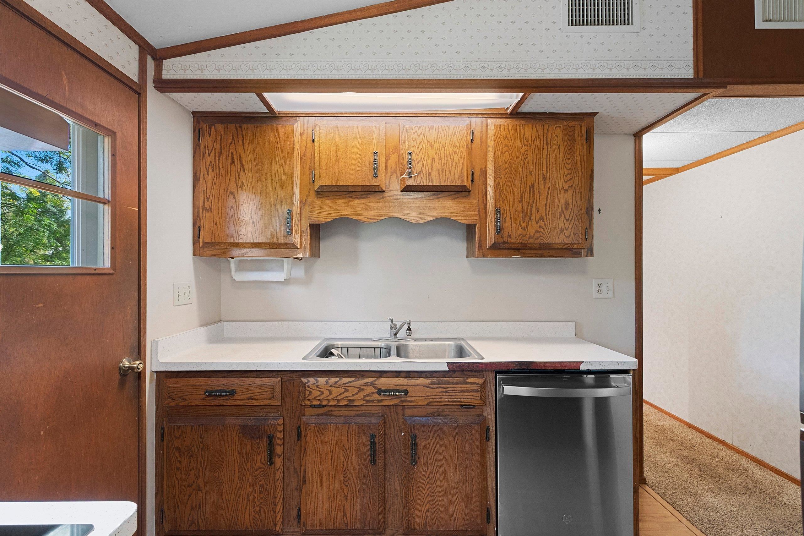 Shawano, Wisconsin 54166, United States, 4 Bedrooms Bedrooms, ,2 BathroomsBathrooms,Residential,Active,219901