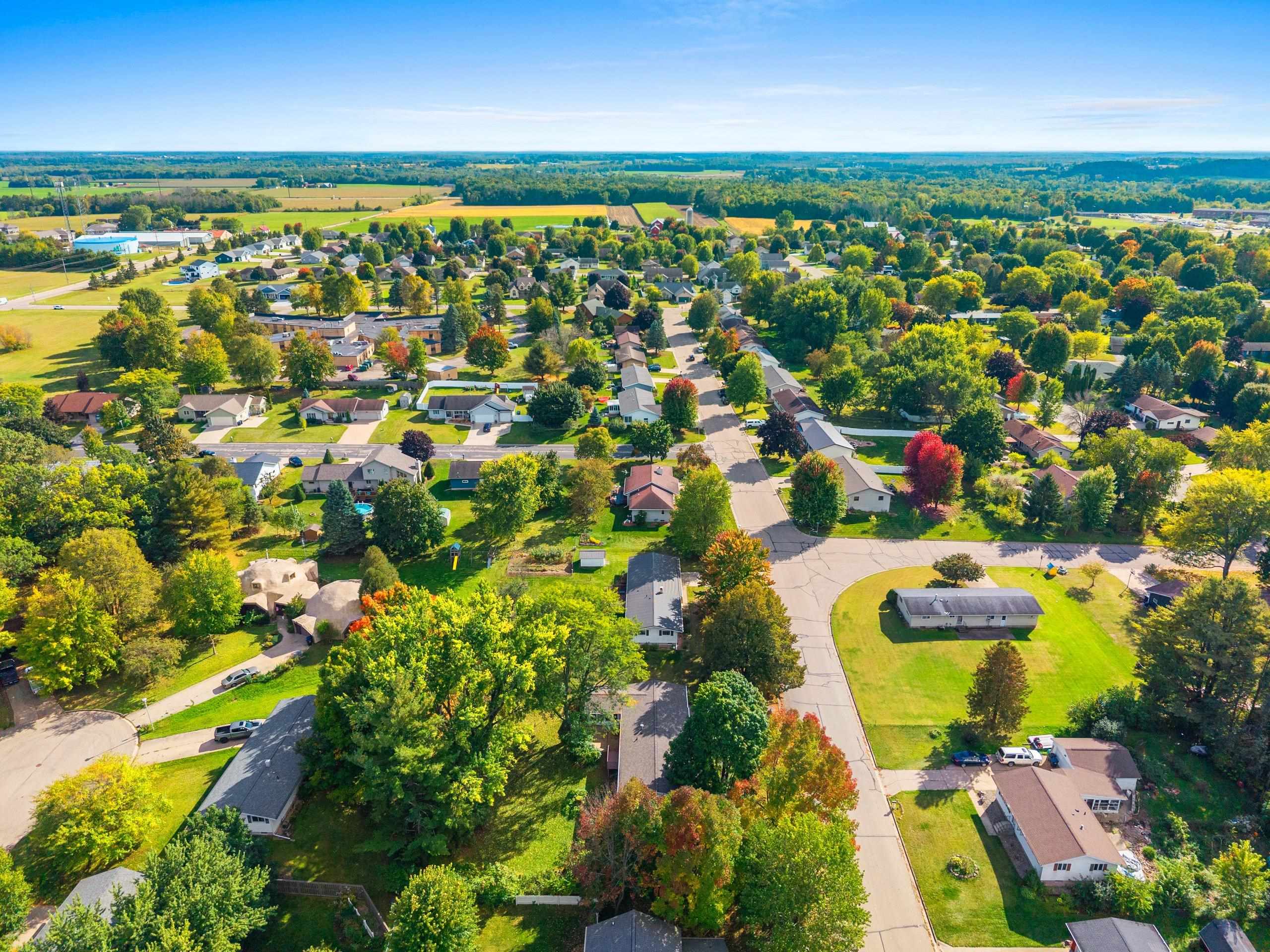 Shawano, Wisconsin 54166, United States, 4 Bedrooms Bedrooms, ,2 BathroomsBathrooms,Residential,Active,219901