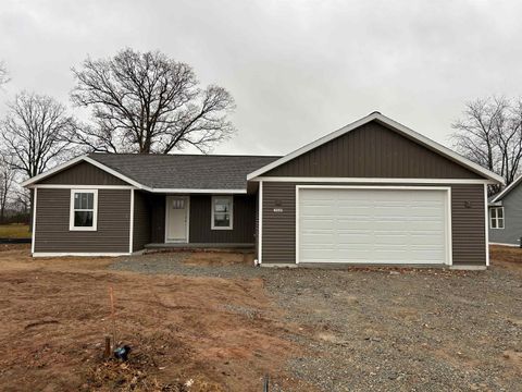 Photo of N3913 WETTERING Way, KAUKAUNA, WI 54130 (MLS # 50318281)
