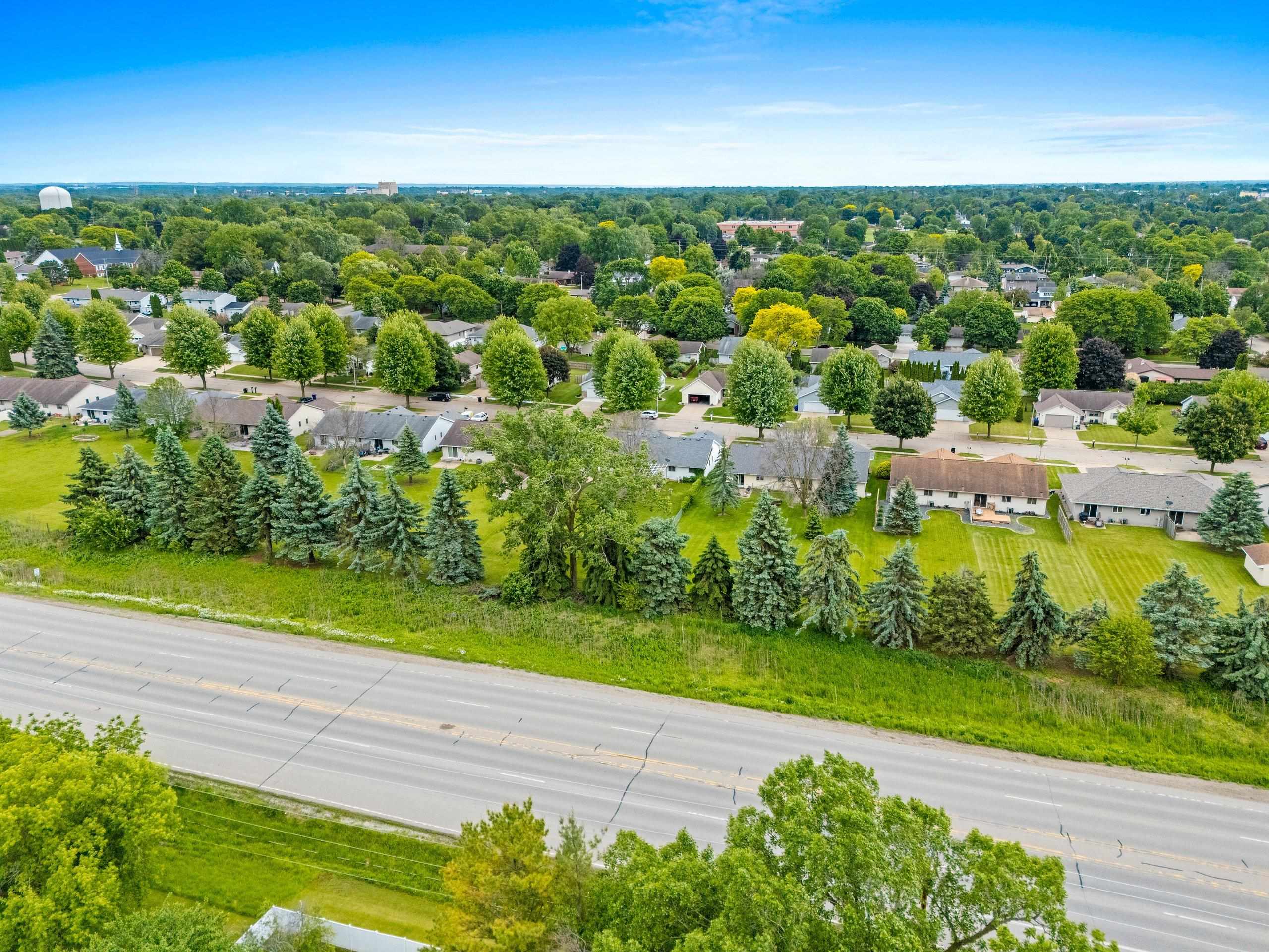 Appleton, Wisconsin 54914, United States, 2 Bedrooms Bedrooms, ,2 BathroomsBathrooms,Residential,Active,148956