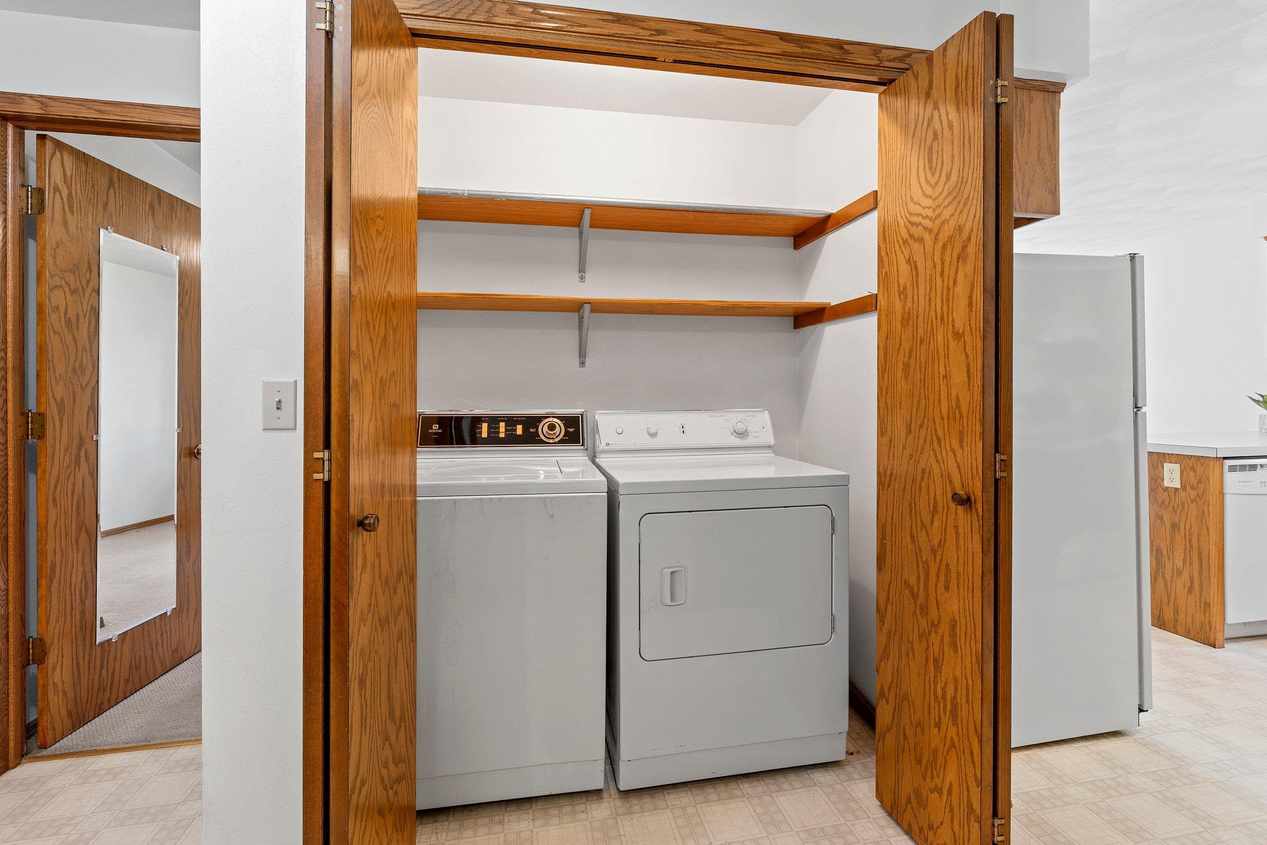 Appleton, Wisconsin 54914, United States, 2 Bedrooms Bedrooms, ,2 BathroomsBathrooms,Residential,Active,148956