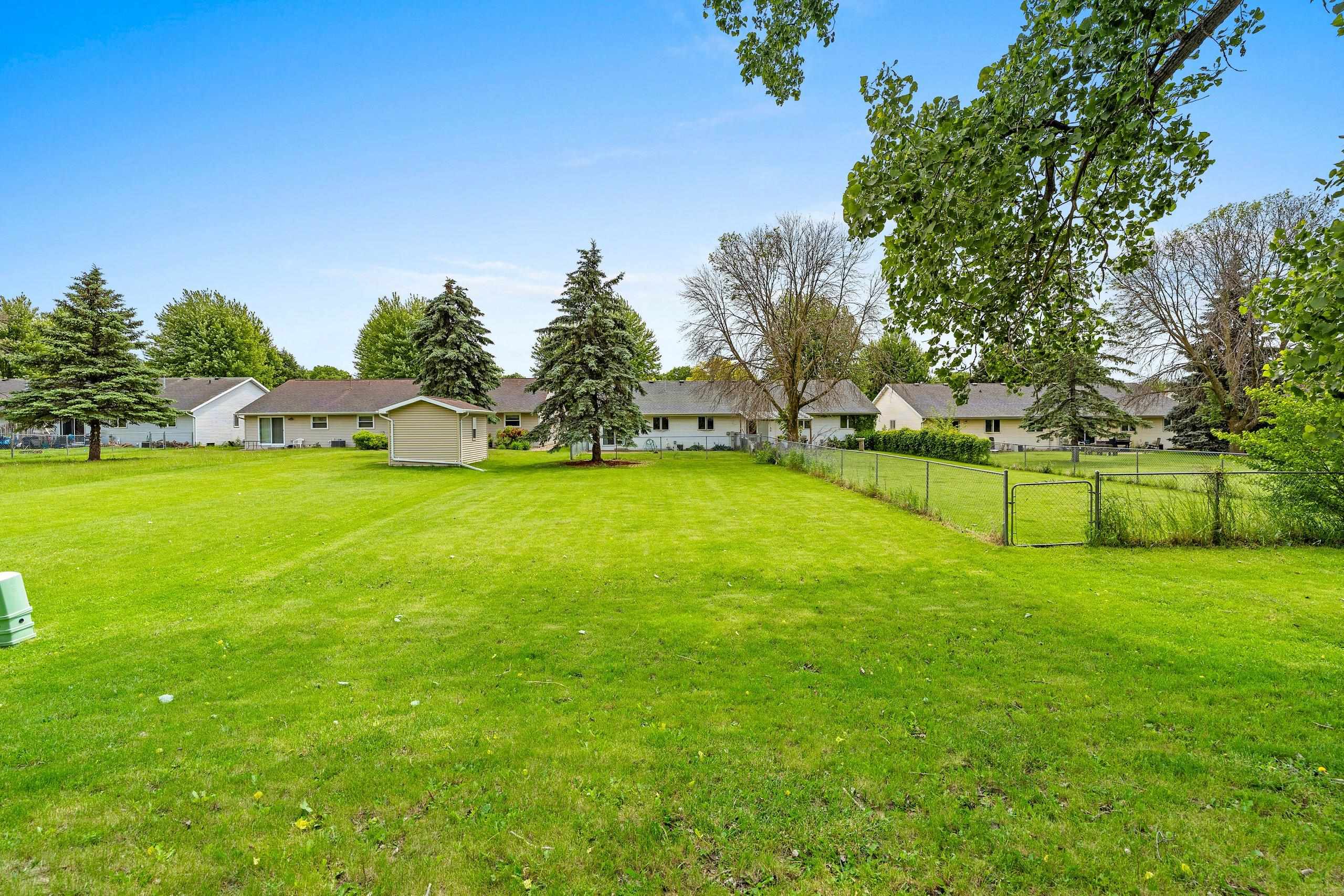 Appleton, Wisconsin 54914, United States, 2 Bedrooms Bedrooms, ,2 BathroomsBathrooms,Residential,Active,148956