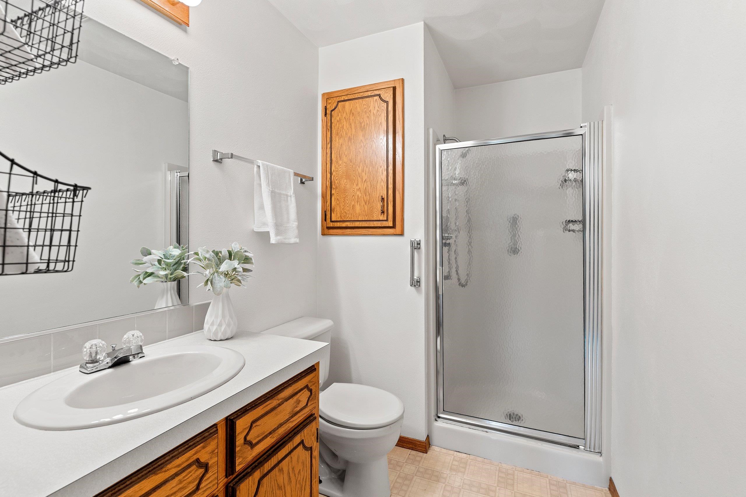 Appleton, Wisconsin 54914, United States, 2 Bedrooms Bedrooms, ,2 BathroomsBathrooms,Residential,Active,148956