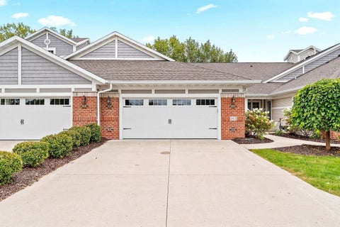 Photo of 2617 BAY HARBOR Circle #2, GREEN BAY, WI 54304 (MLS # 50333007)