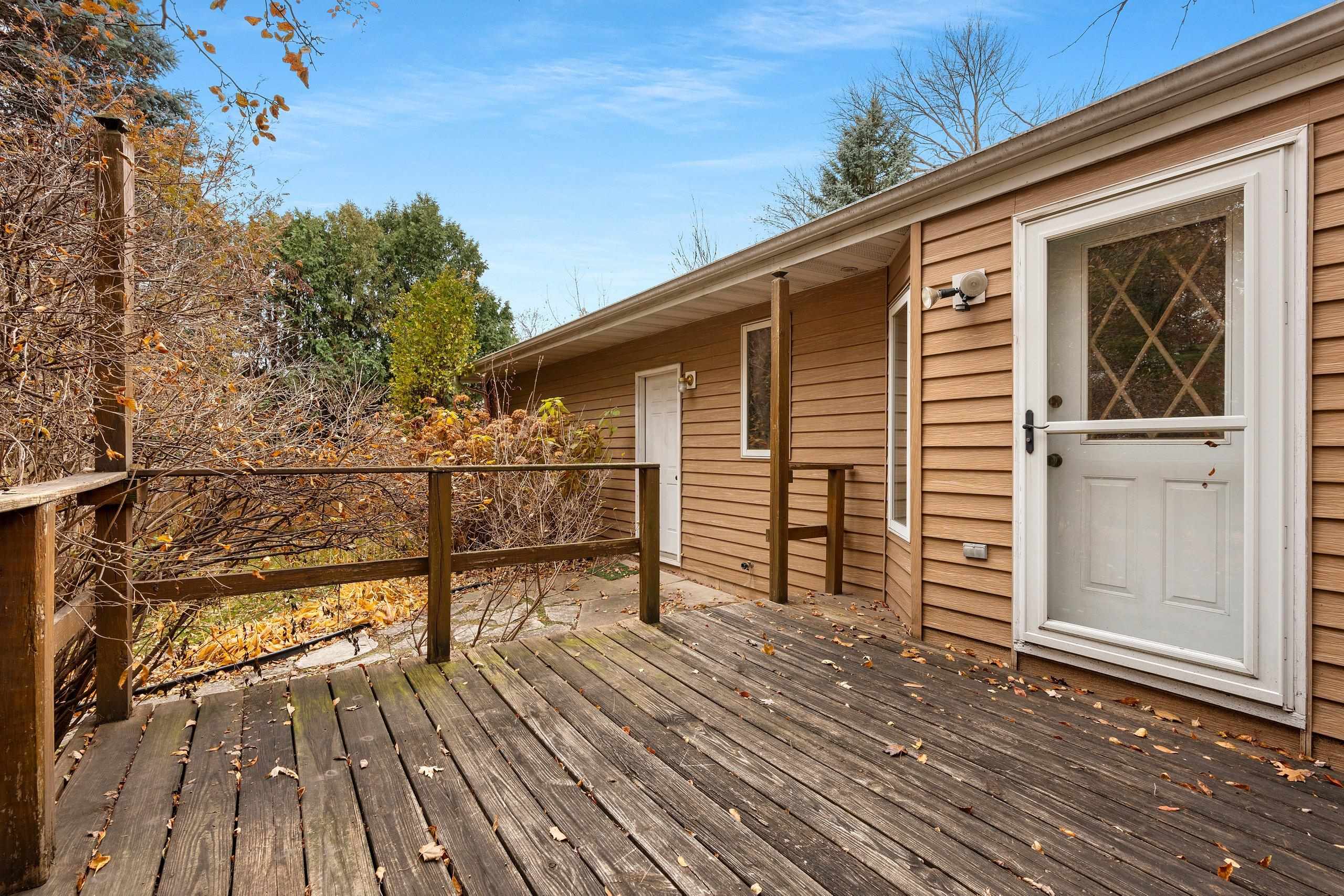 Appleton, Wisconsin 54911, United States, 3 Bedrooms Bedrooms, ,3 BathroomsBathrooms,Residential,Active,242714