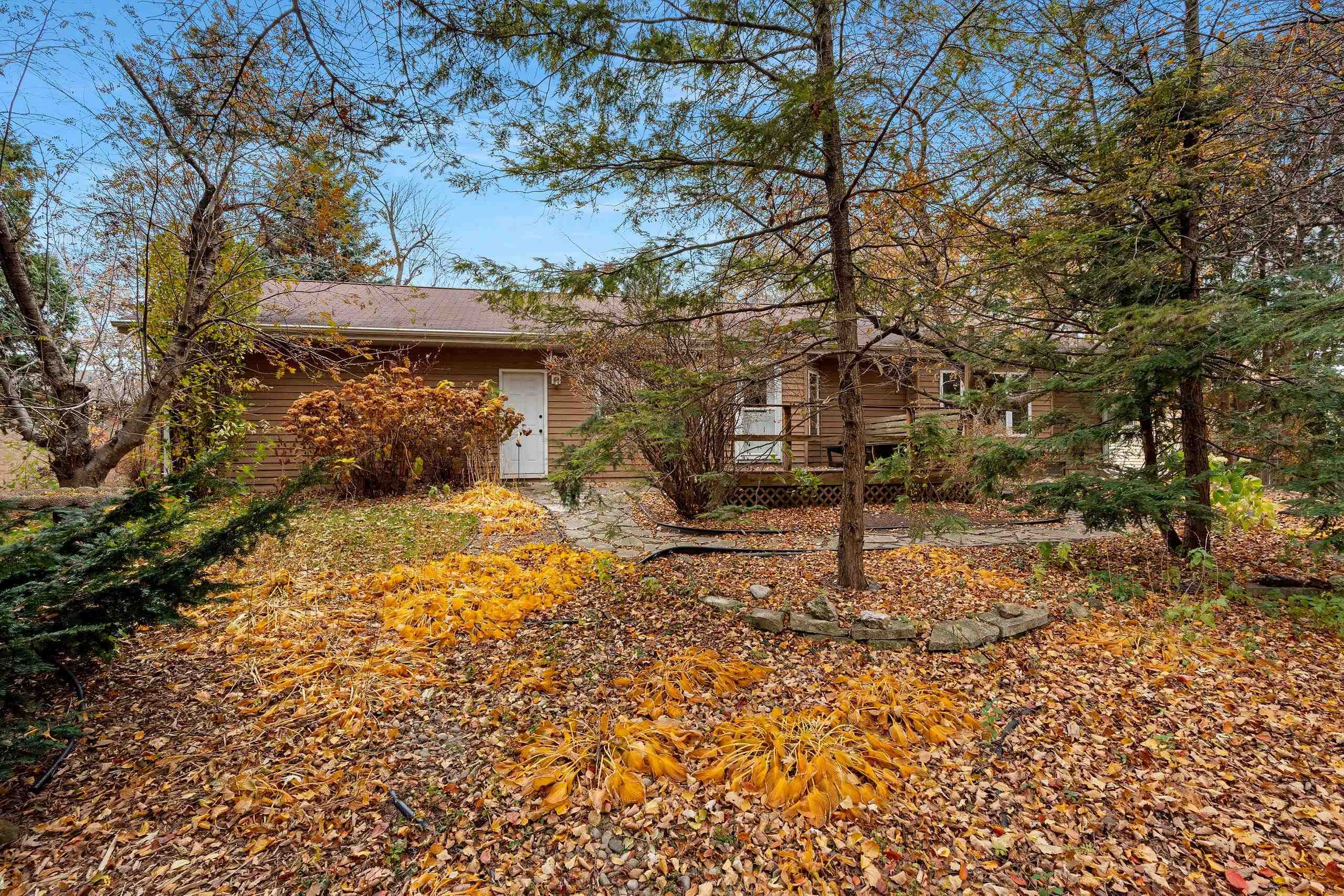 Appleton, Wisconsin 54911, United States, 3 Bedrooms Bedrooms, ,3 BathroomsBathrooms,Residential,Active,242714