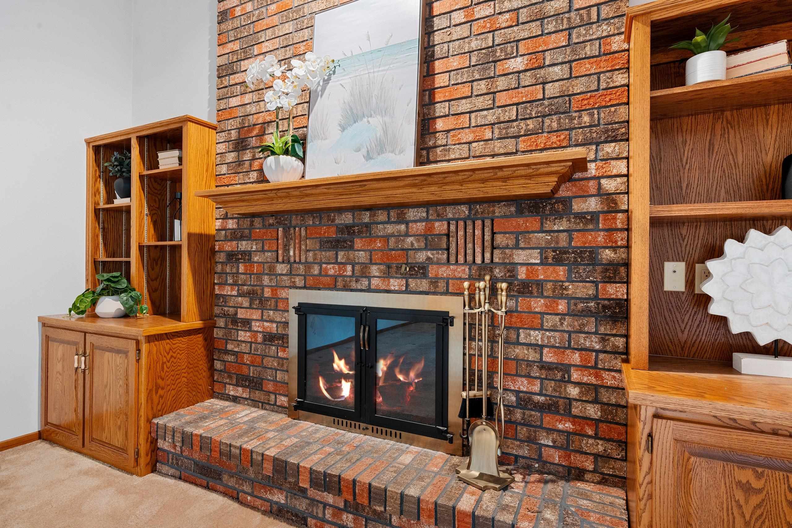 Appleton, Wisconsin 54911, United States, 3 Bedrooms Bedrooms, ,3 BathroomsBathrooms,Residential,Active,242714