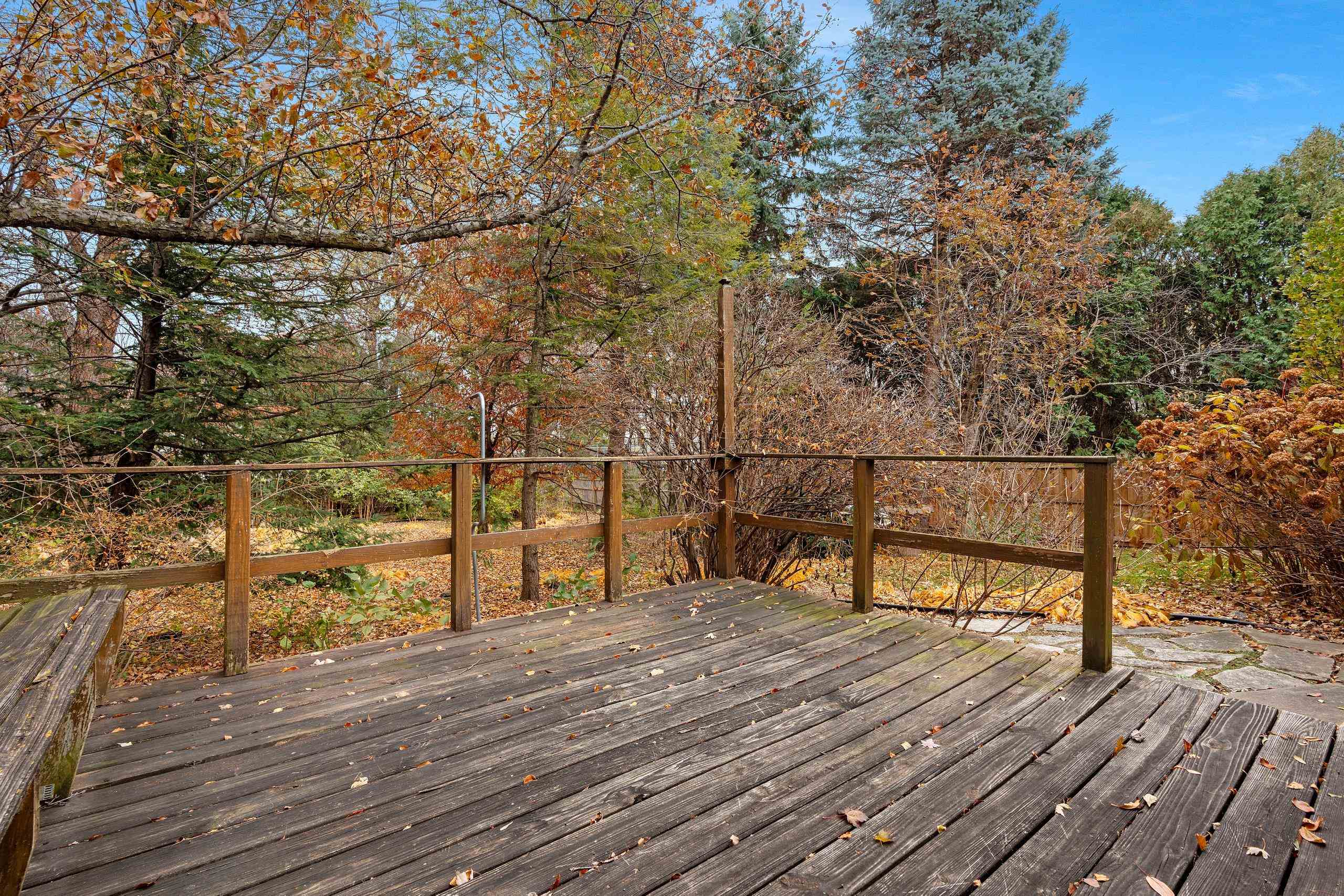 Appleton, Wisconsin 54911, United States, 3 Bedrooms Bedrooms, ,3 BathroomsBathrooms,Residential,Active,242714