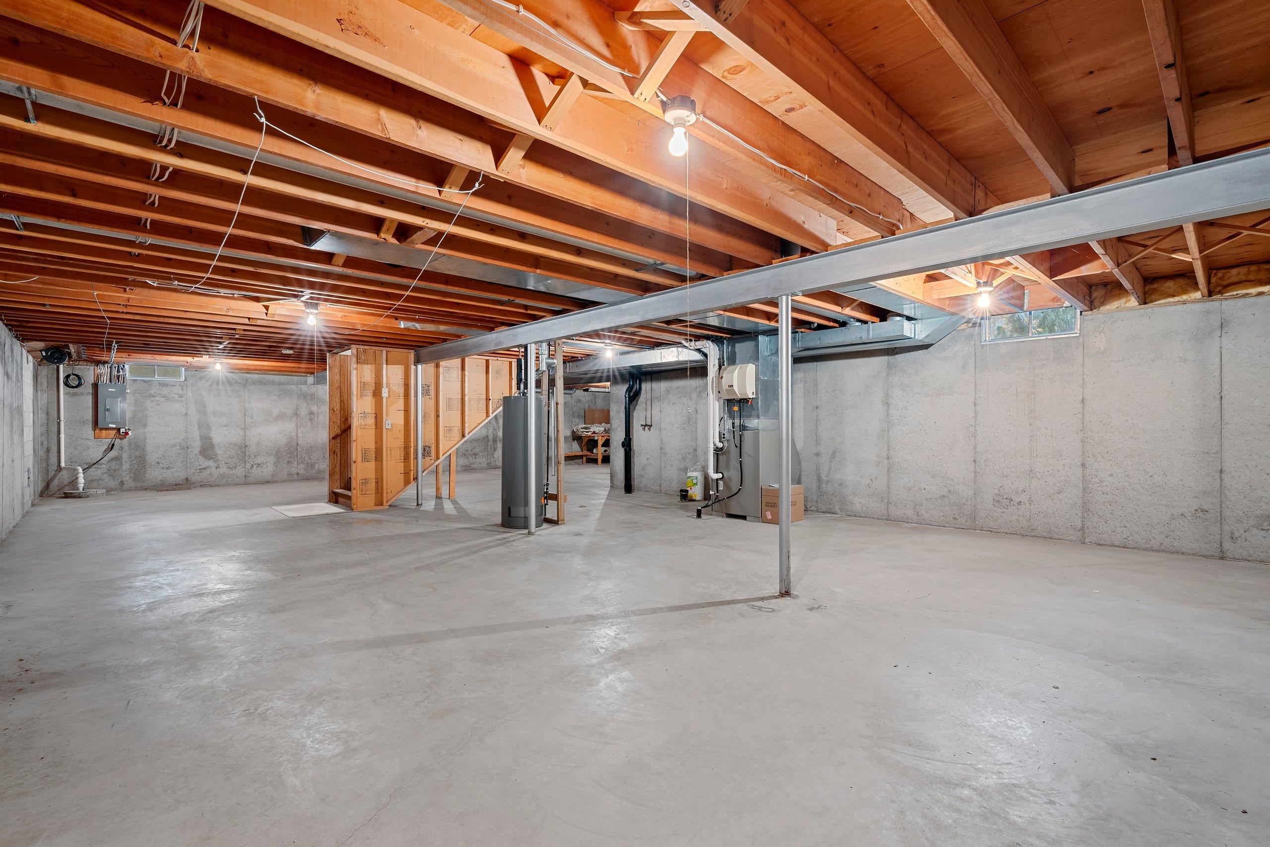 Appleton, Wisconsin 54911, United States, 3 Bedrooms Bedrooms, ,3 BathroomsBathrooms,Residential,Active,242714