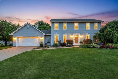 Photo of N254 MEADOWBREEZE Court, APPLETON, WI 54915 (MLS # 50330202)