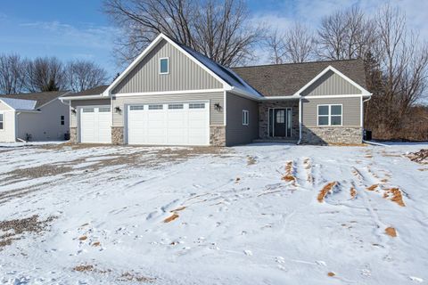 Photo of N3933 WETTERING Way, FREEDOM, WI 54130 (MLS # 50321655)