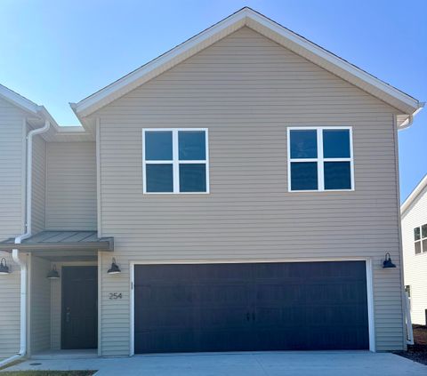 Photo of 254 N BELL Street, FOND DU LAC, WI 54935 (MLS # 50316156)