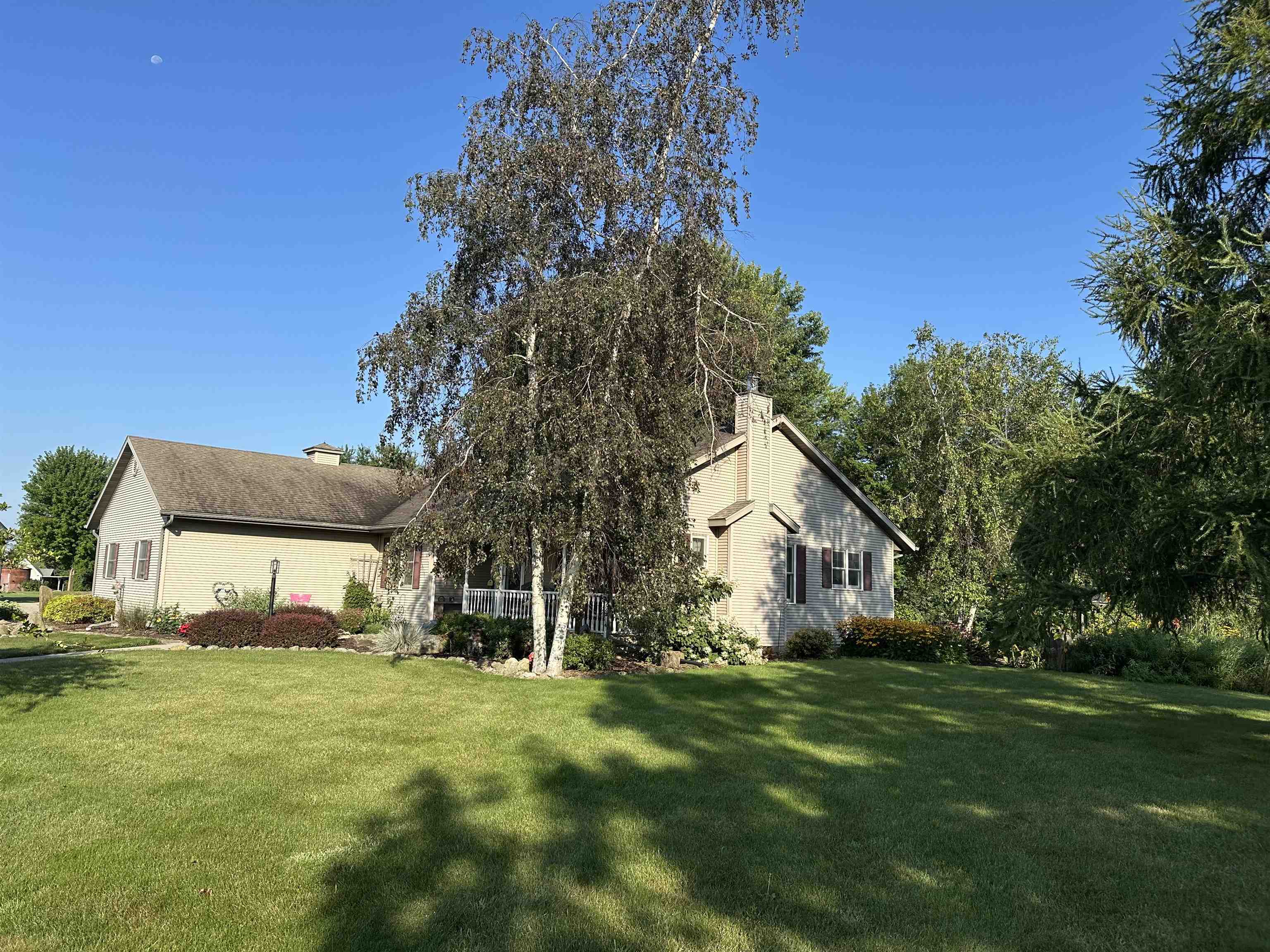 Brandon, Wisconsin 53919, United States, 2 Bedrooms Bedrooms, ,3 BathroomsBathrooms,Residential,Active,192208