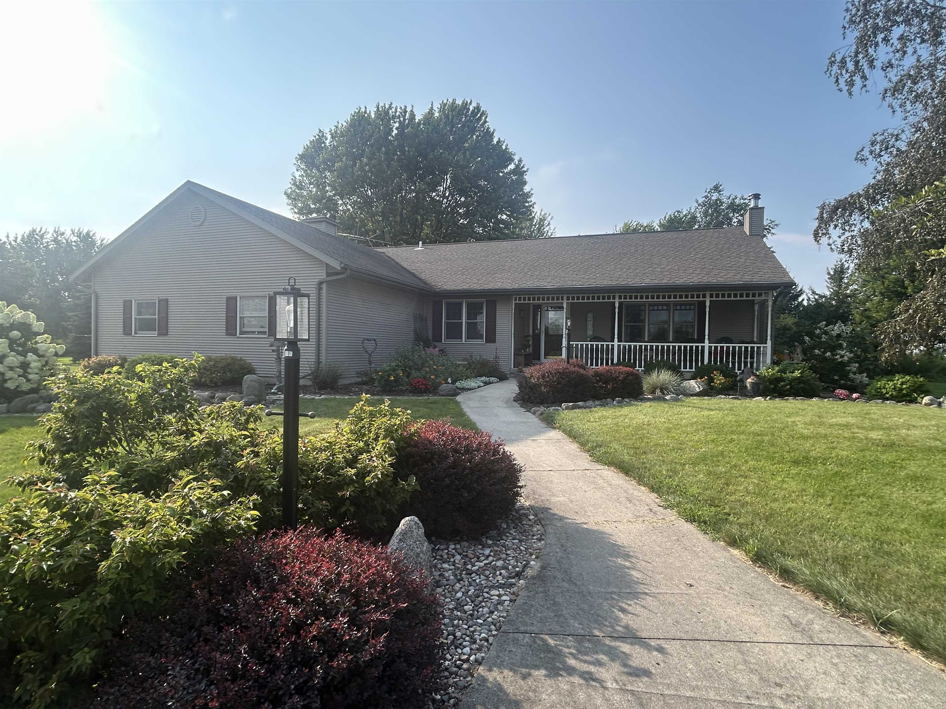 Brandon, Wisconsin 53919, United States, 2 Bedrooms Bedrooms, ,3 BathroomsBathrooms,Residential,Active,192208