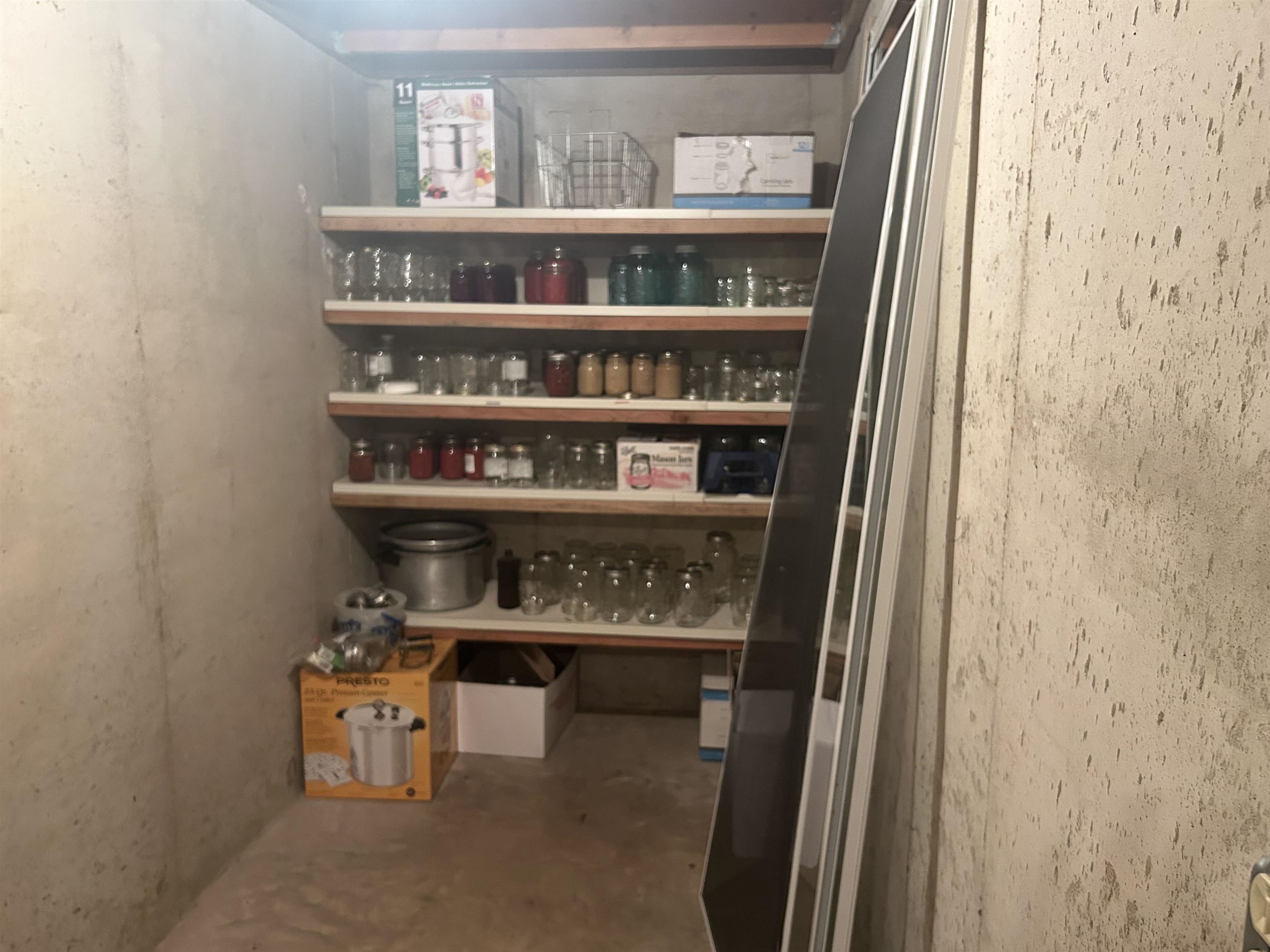 Brandon, Wisconsin 53919, United States, 2 Bedrooms Bedrooms, ,3 BathroomsBathrooms,Residential,Active,192208