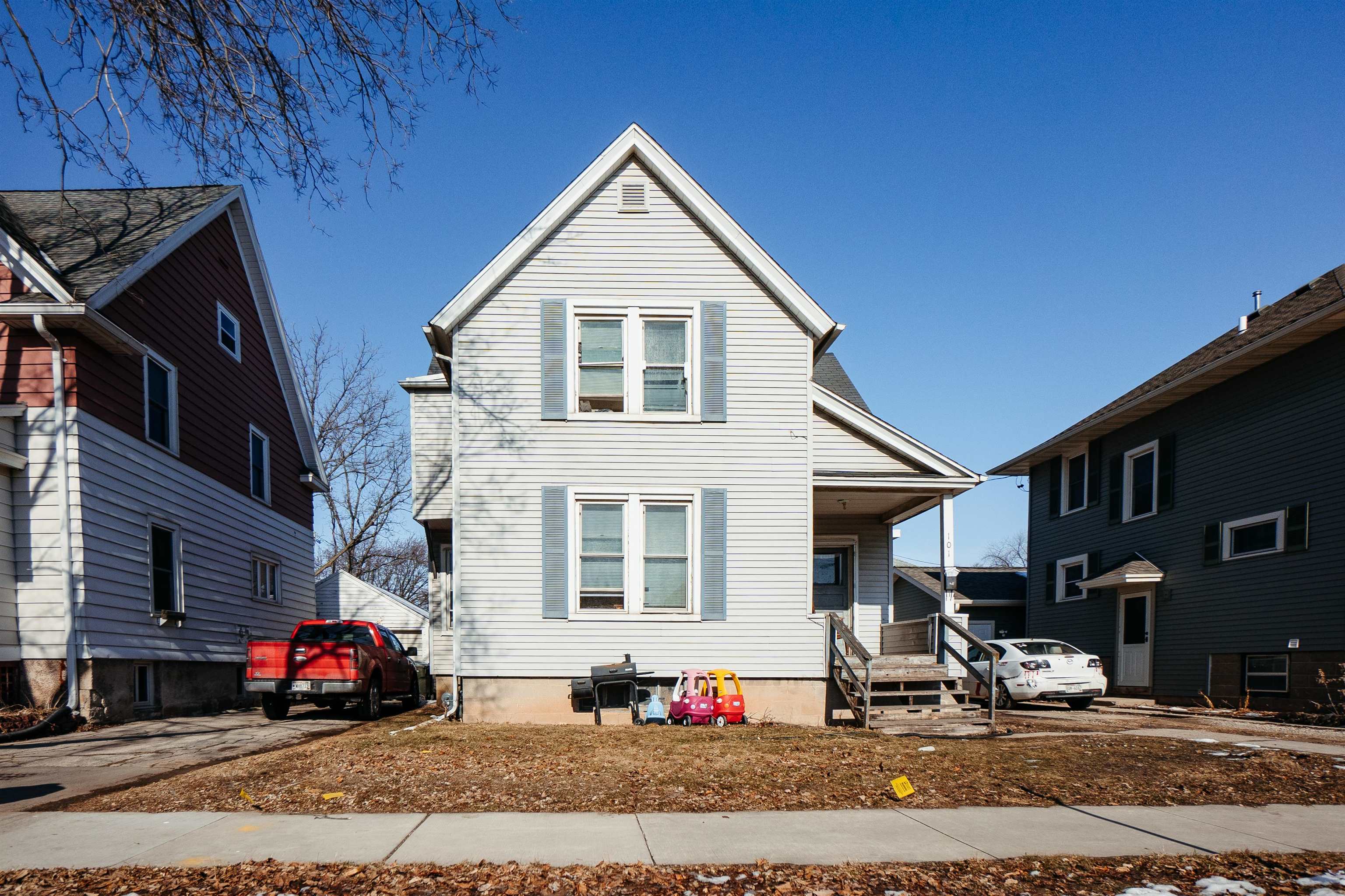 Photo 1 of 20 — 101 W ARNDT Street, FOND DU LAC, WI 54935