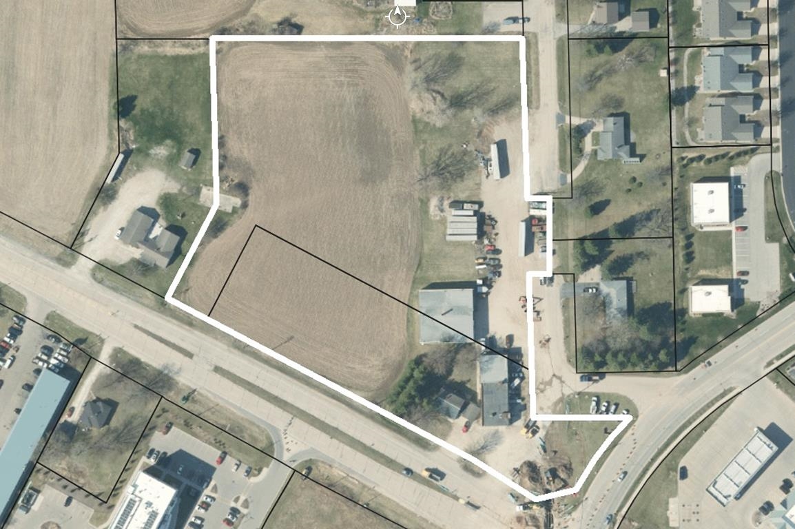 1703 N CASALOMA Drive