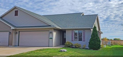 Photo of 220 BROOKE Drive, OMRO, WI 54963 (MLS # 50316710)