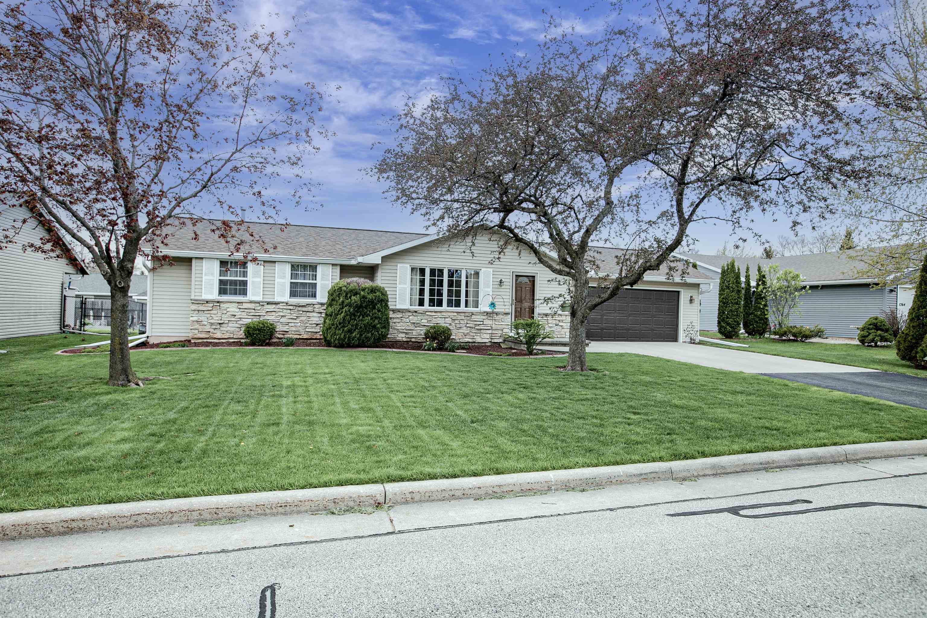 1260 BRIARWOOD Drive