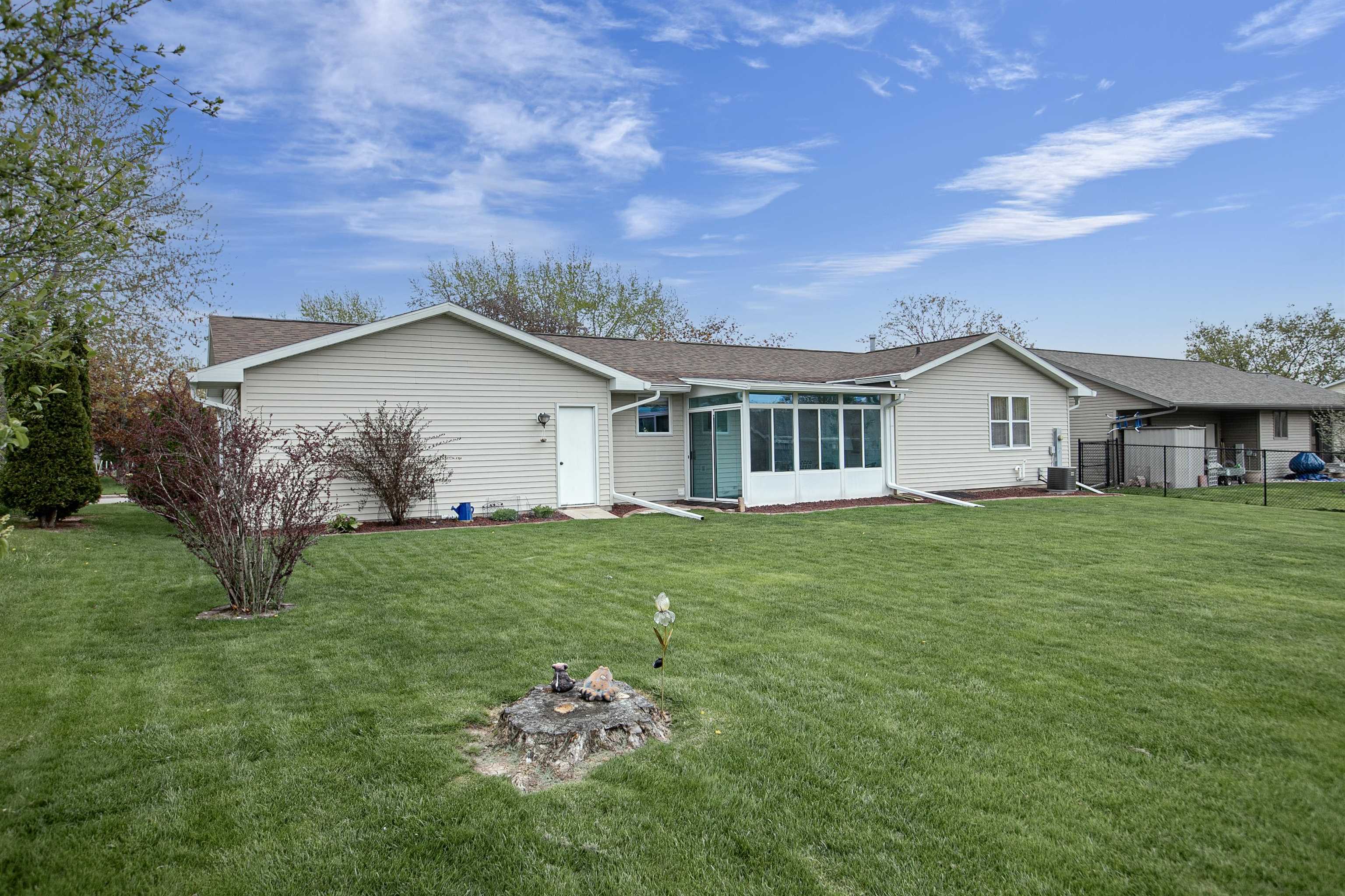 1260 BRIARWOOD Drive