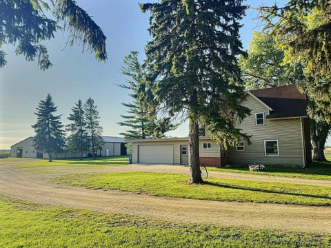 Photo of N8213 SALES Road, VAN DYNE, WI 54979 (MLS # 50332532)