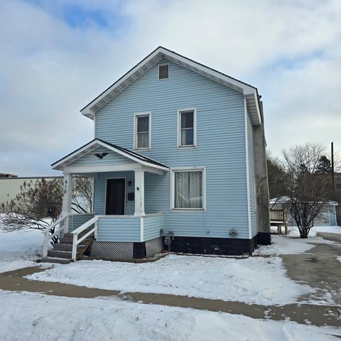 Photo of 410 2ND Street, MENOMINEE, MI 49858 (MLS # 50320444)