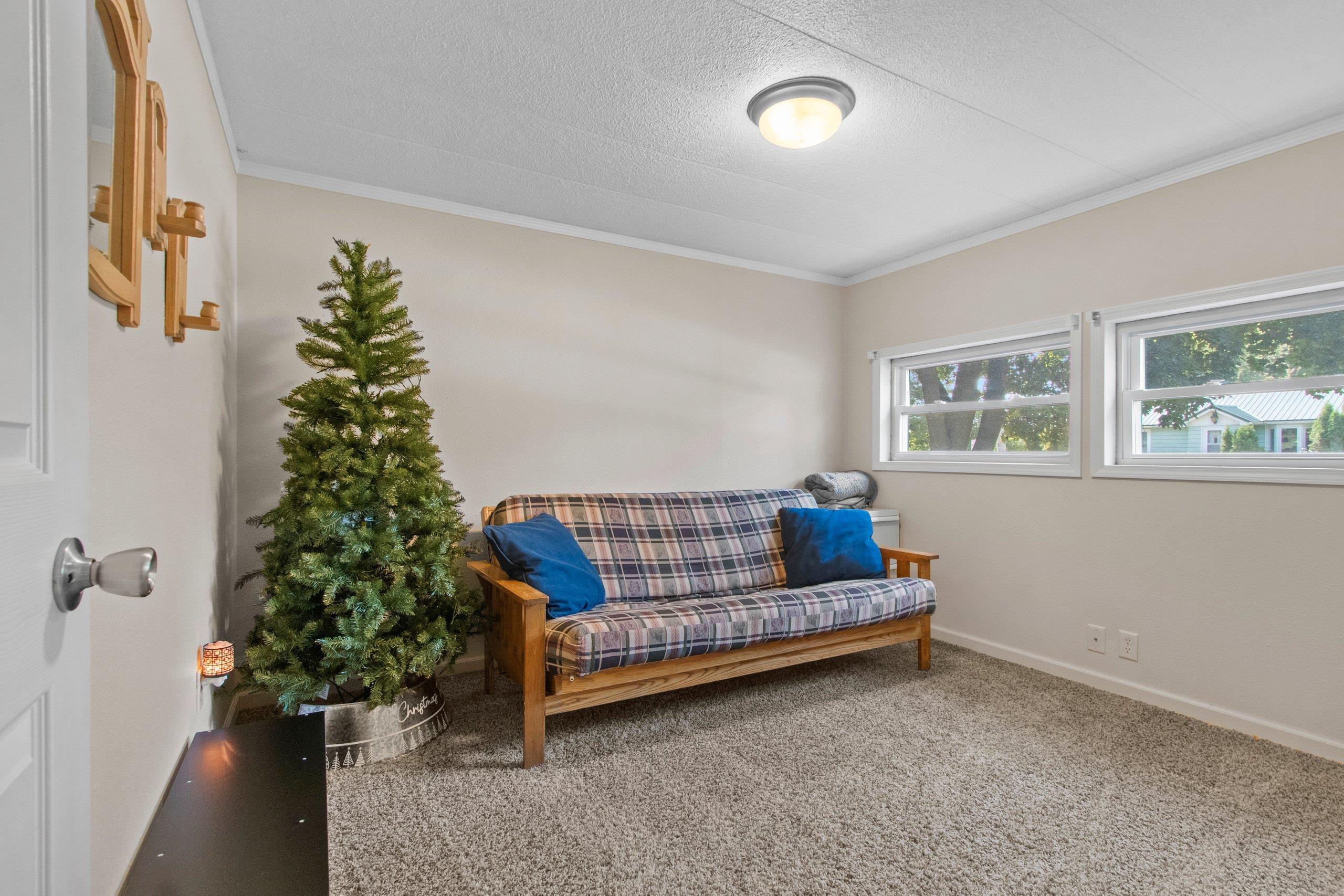 Shawano, Wisconsin 54166, United States, 3 Bedrooms Bedrooms, ,2 BathroomsBathrooms,Residential,Active,202098