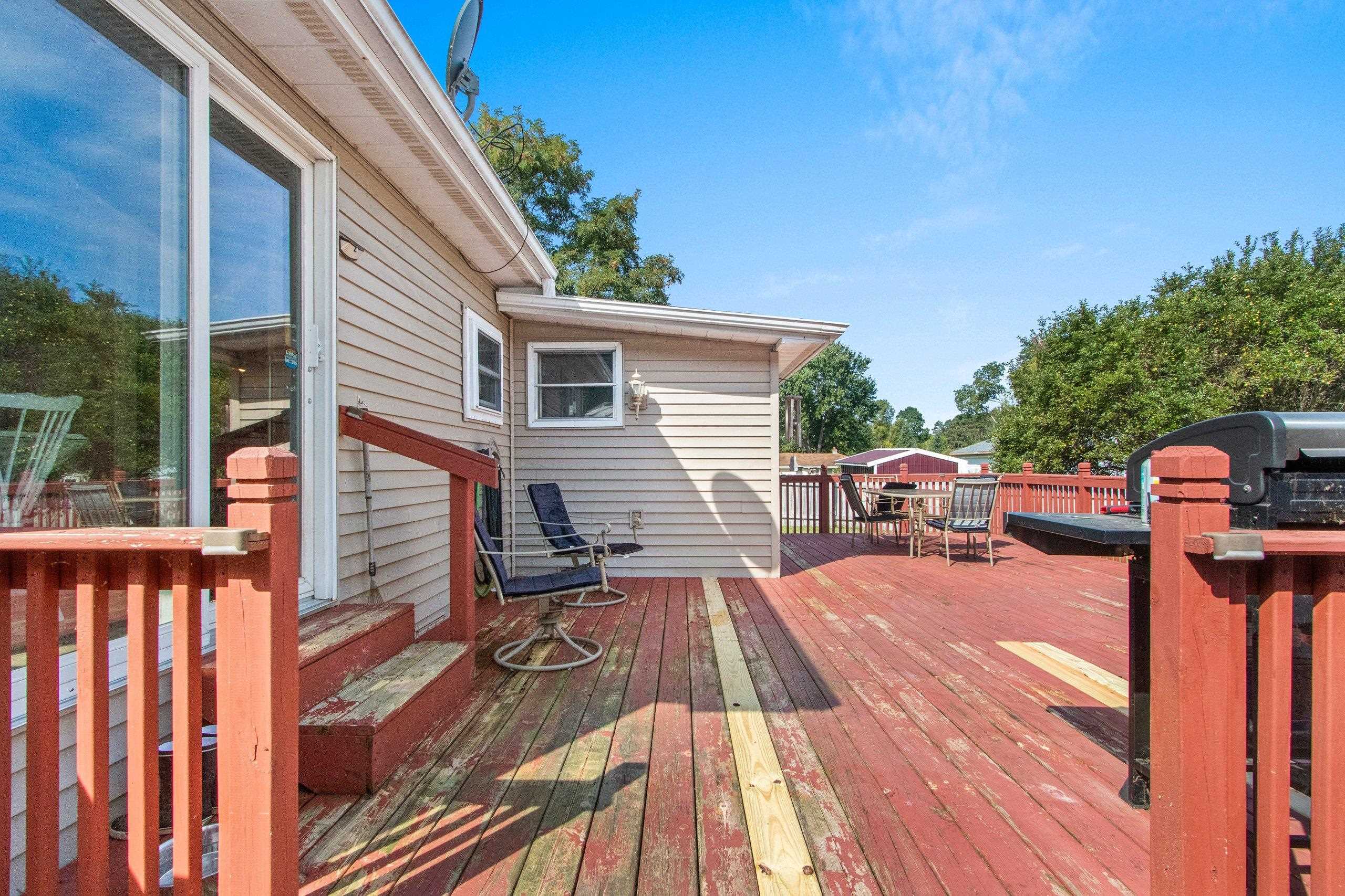 Shawano, Wisconsin 54166, United States, 3 Bedrooms Bedrooms, ,2 BathroomsBathrooms,Residential,Active,202098