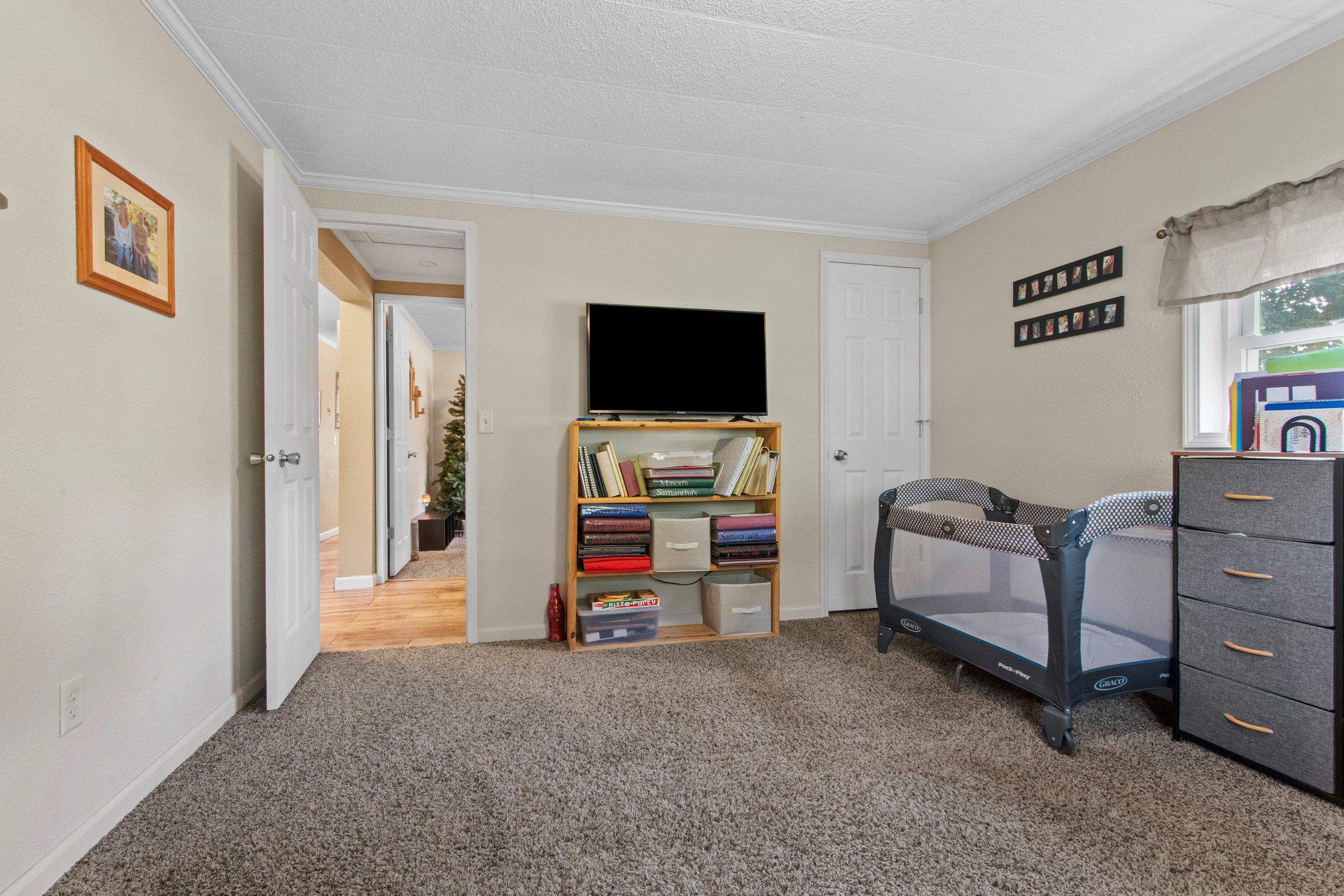 Shawano, Wisconsin 54166, United States, 3 Bedrooms Bedrooms, ,2 BathroomsBathrooms,Residential,Active,202098