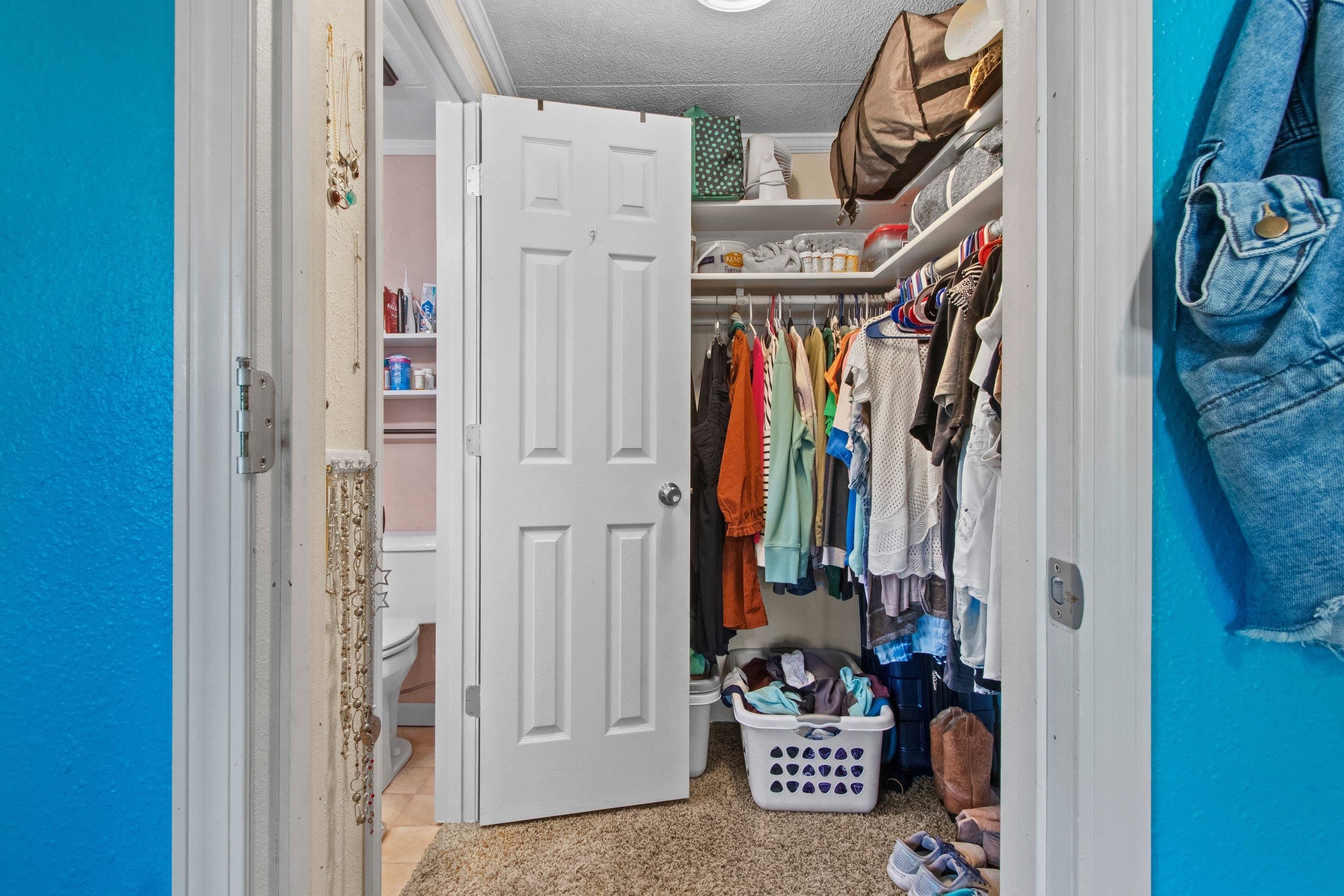 Shawano, Wisconsin 54166, United States, 3 Bedrooms Bedrooms, ,2 BathroomsBathrooms,Residential,Active,202098