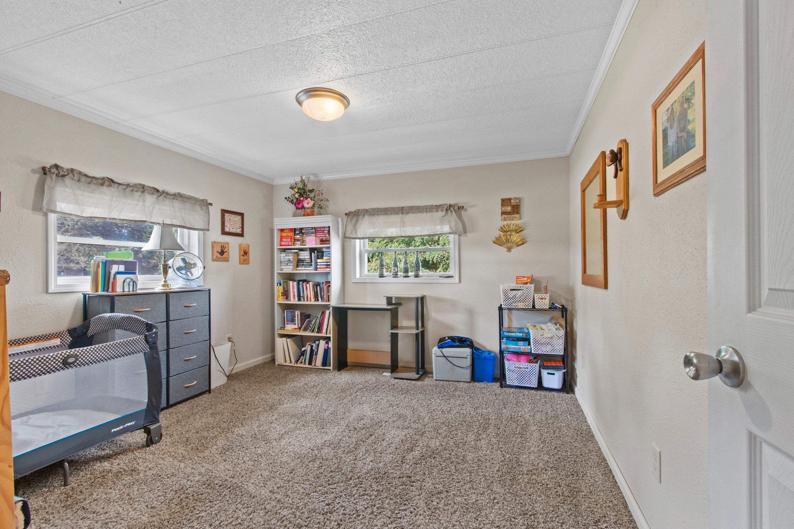 Shawano, Wisconsin 54166, United States, 3 Bedrooms Bedrooms, ,2 BathroomsBathrooms,Residential,Active,202098