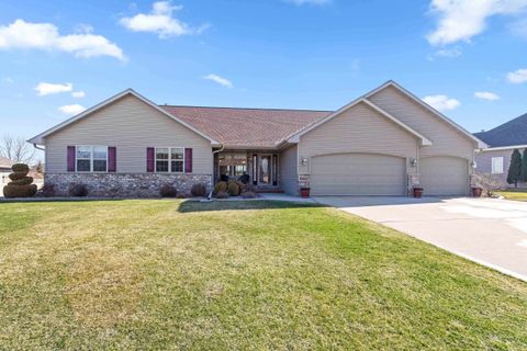 Photo of 1979 KETTLE CREEK Drive, DE PERE, WI 54115 (MLS # 50323298)