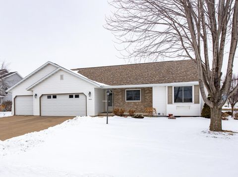 W6032 CORNFLOWER Drive APPLETON WI 54915