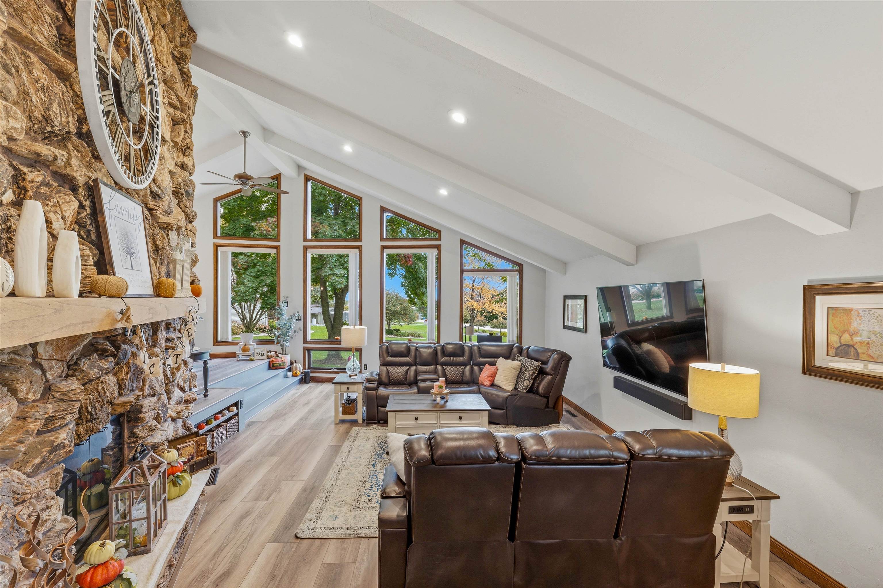 N7787 LEDGEVIEW SPRINGS Drive