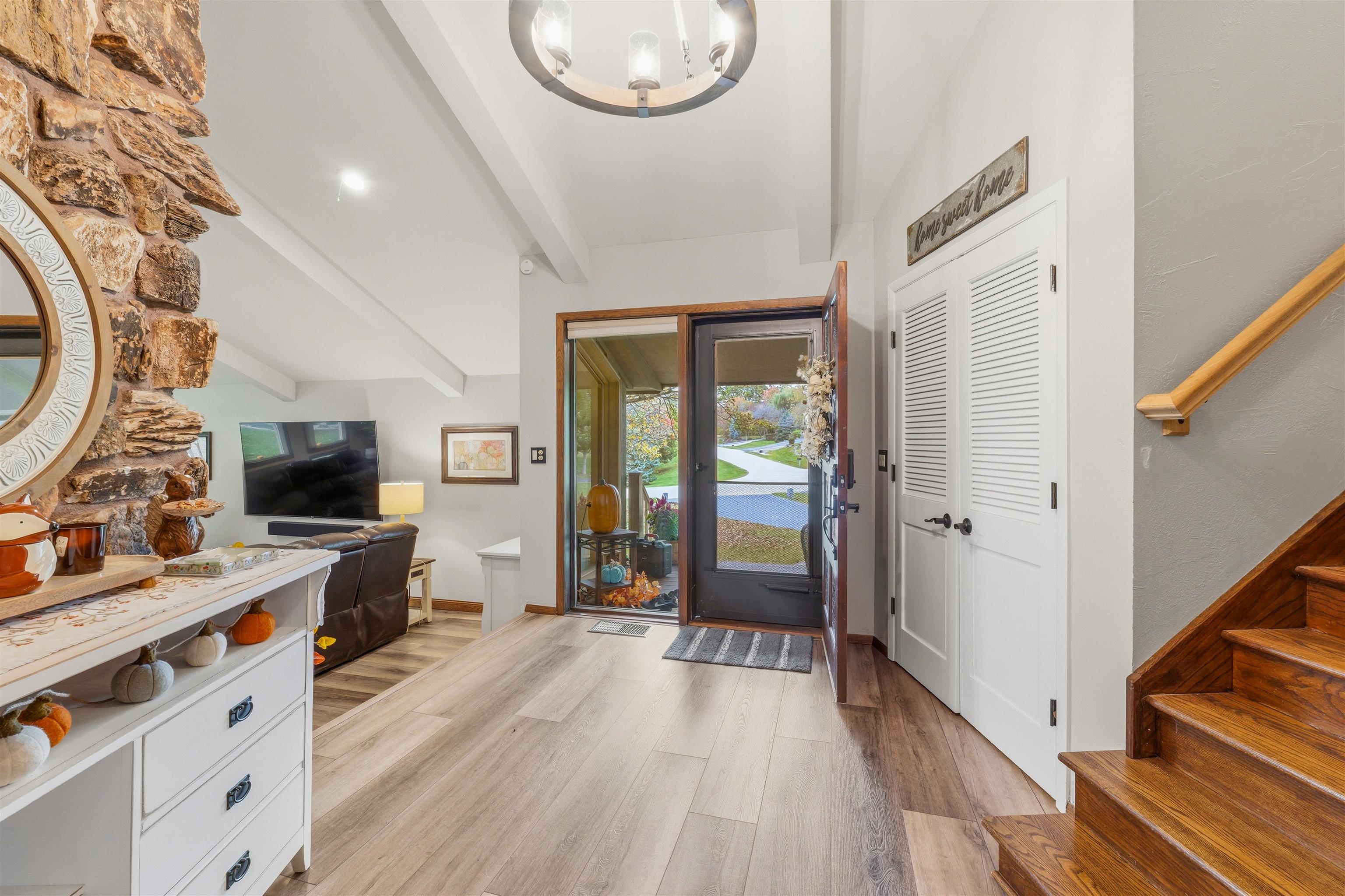 N7787 LEDGEVIEW SPRINGS Drive