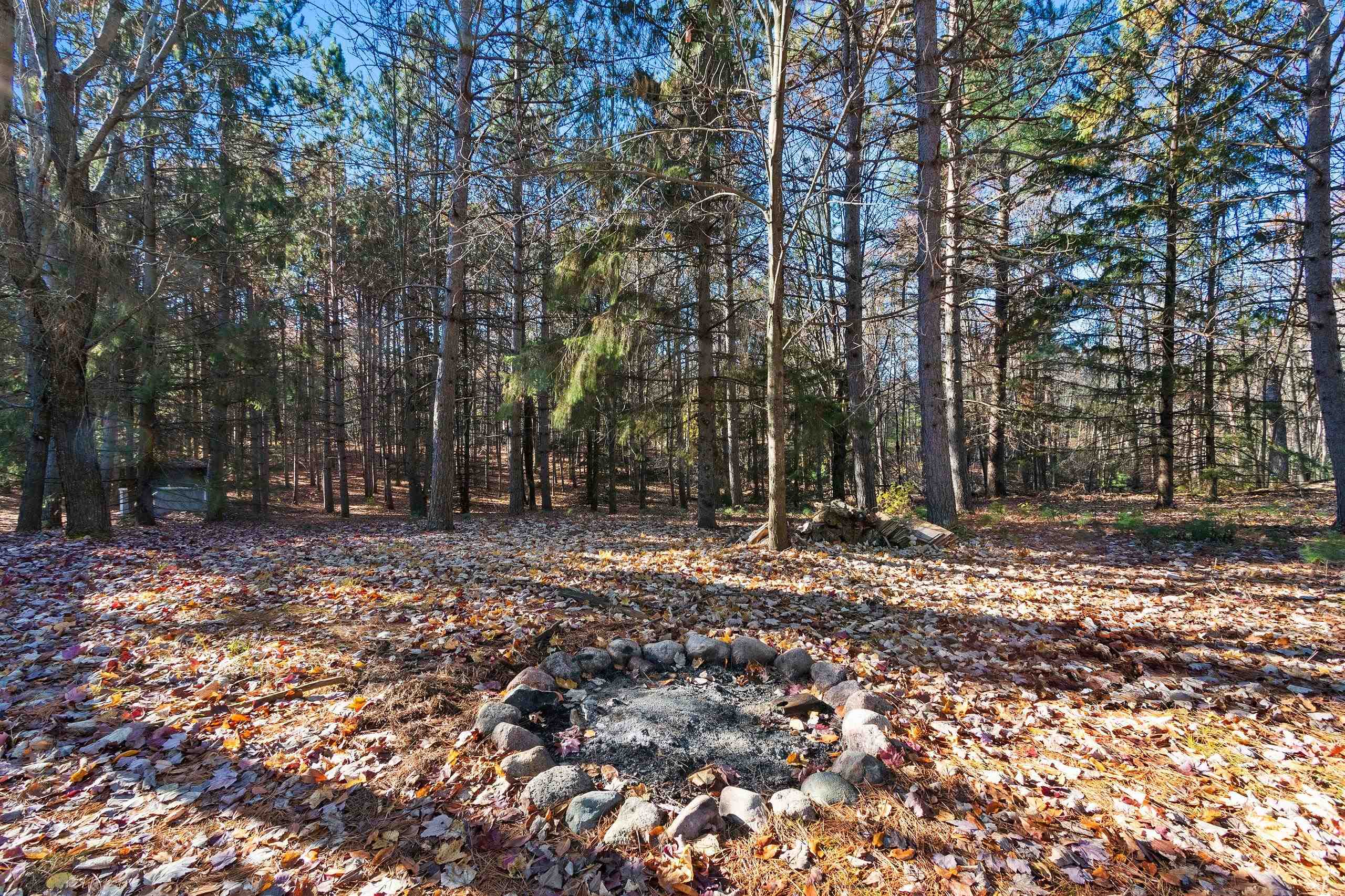 Shawano, Wisconsin 54166, United States, 3 Bedrooms Bedrooms, ,1 BathroomBathrooms,Residential,Active,238397