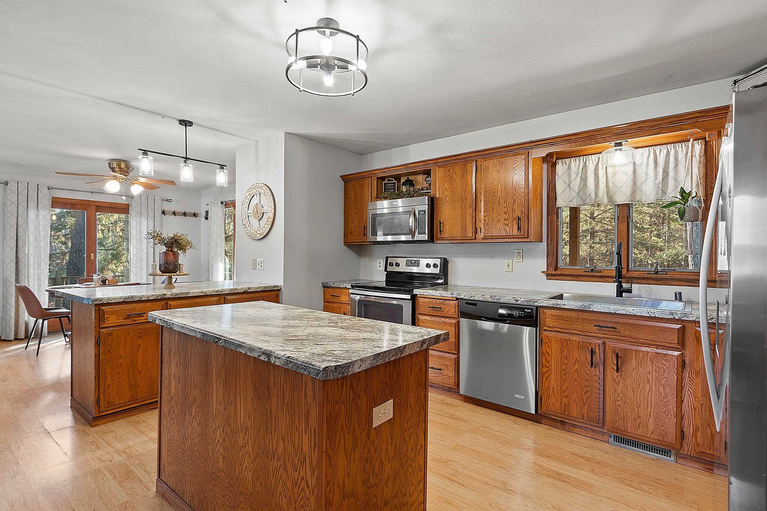 Shawano, Wisconsin 54166, United States, 3 Bedrooms Bedrooms, ,1 BathroomBathrooms,Residential,Active,238397