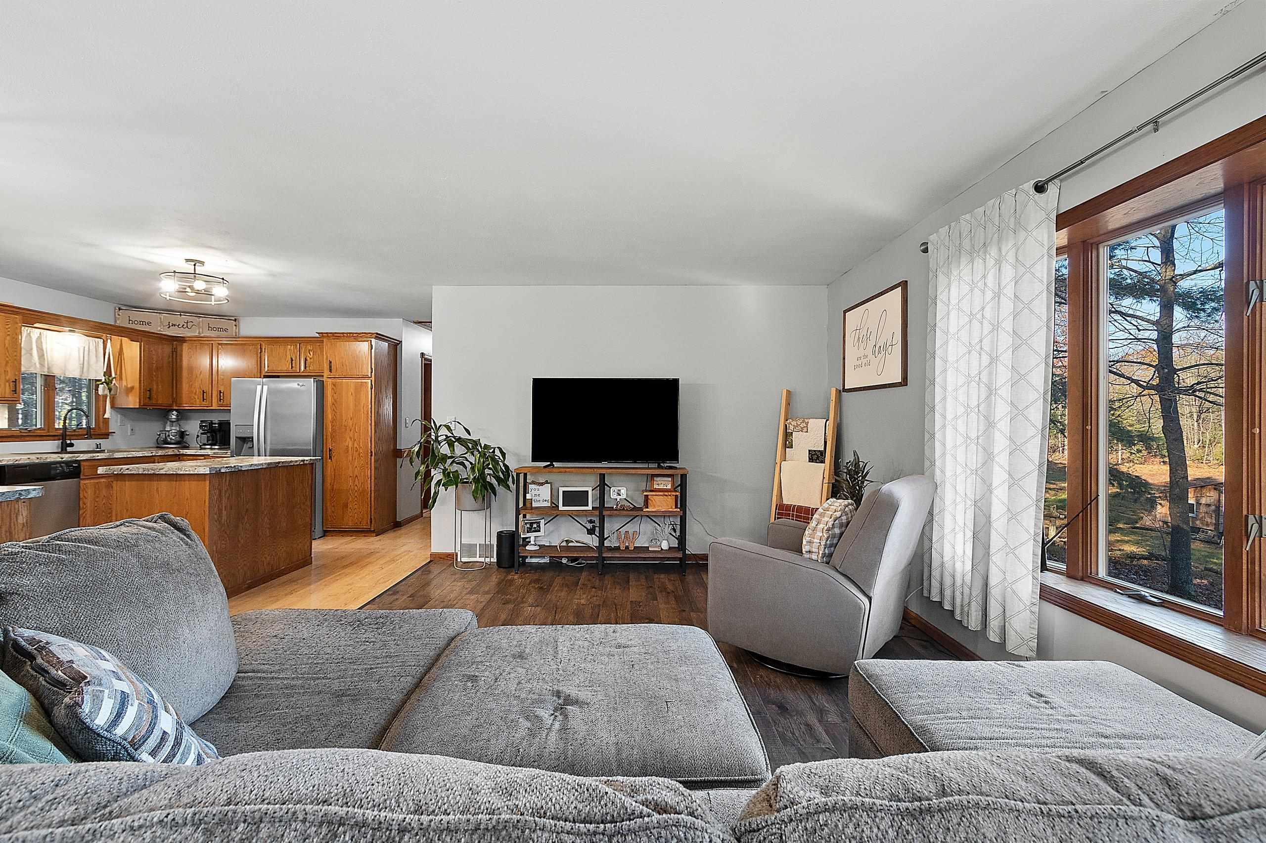 Shawano, Wisconsin 54166, United States, 3 Bedrooms Bedrooms, ,1 BathroomBathrooms,Residential,Active,238397