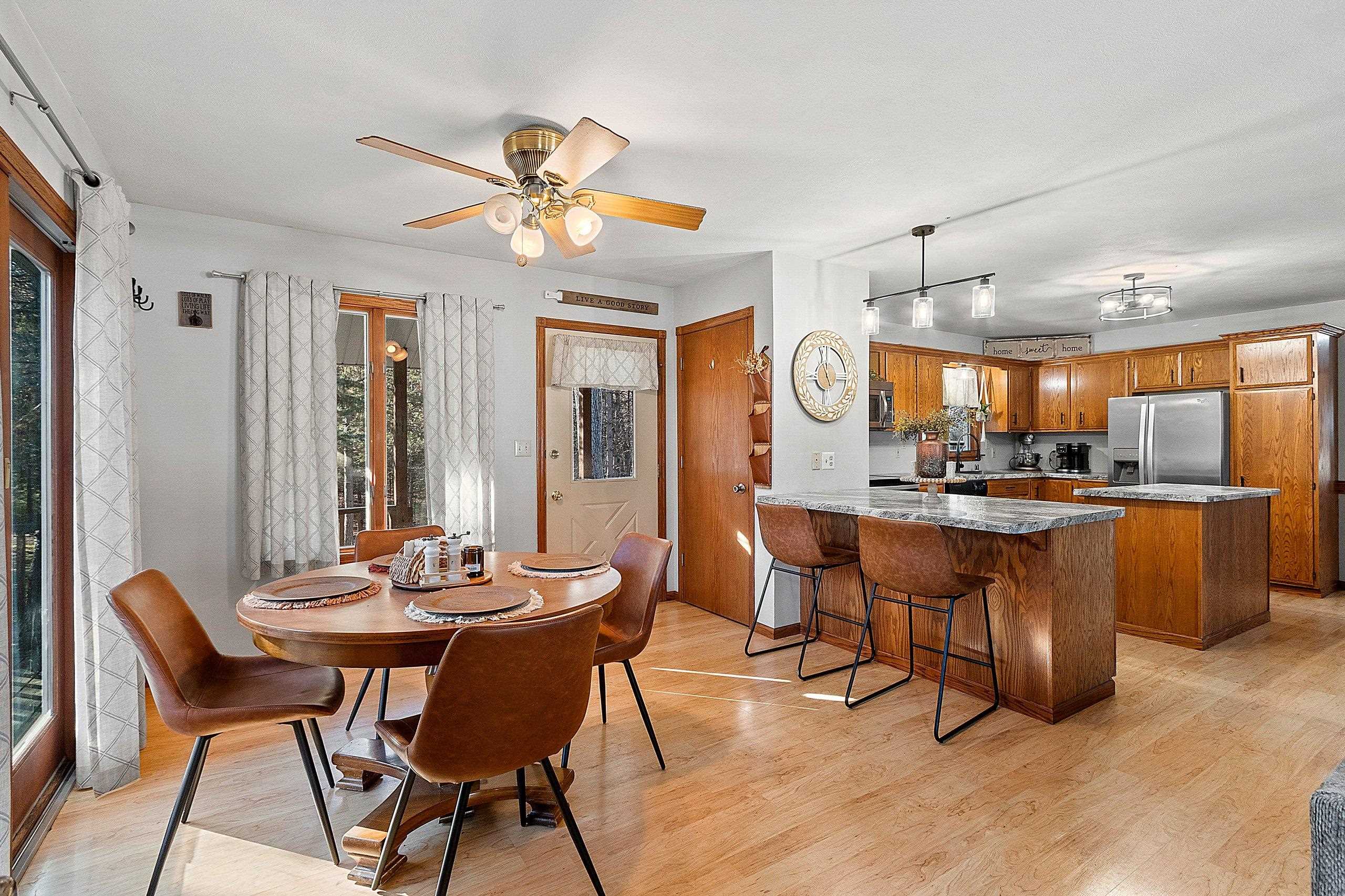 Shawano, Wisconsin 54166, United States, 3 Bedrooms Bedrooms, ,1 BathroomBathrooms,Residential,Active,238397