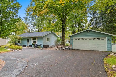 Photo of 17580 RED MAPLE Lane, TOWNSEND, WI 54175 (MLS # 50315125)