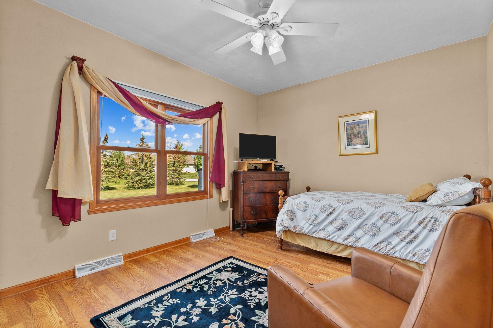 Sherwood, Wisconsin 54169, United States, 5 Bedrooms Bedrooms, ,5 BathroomsBathrooms,Residential,Active,209106